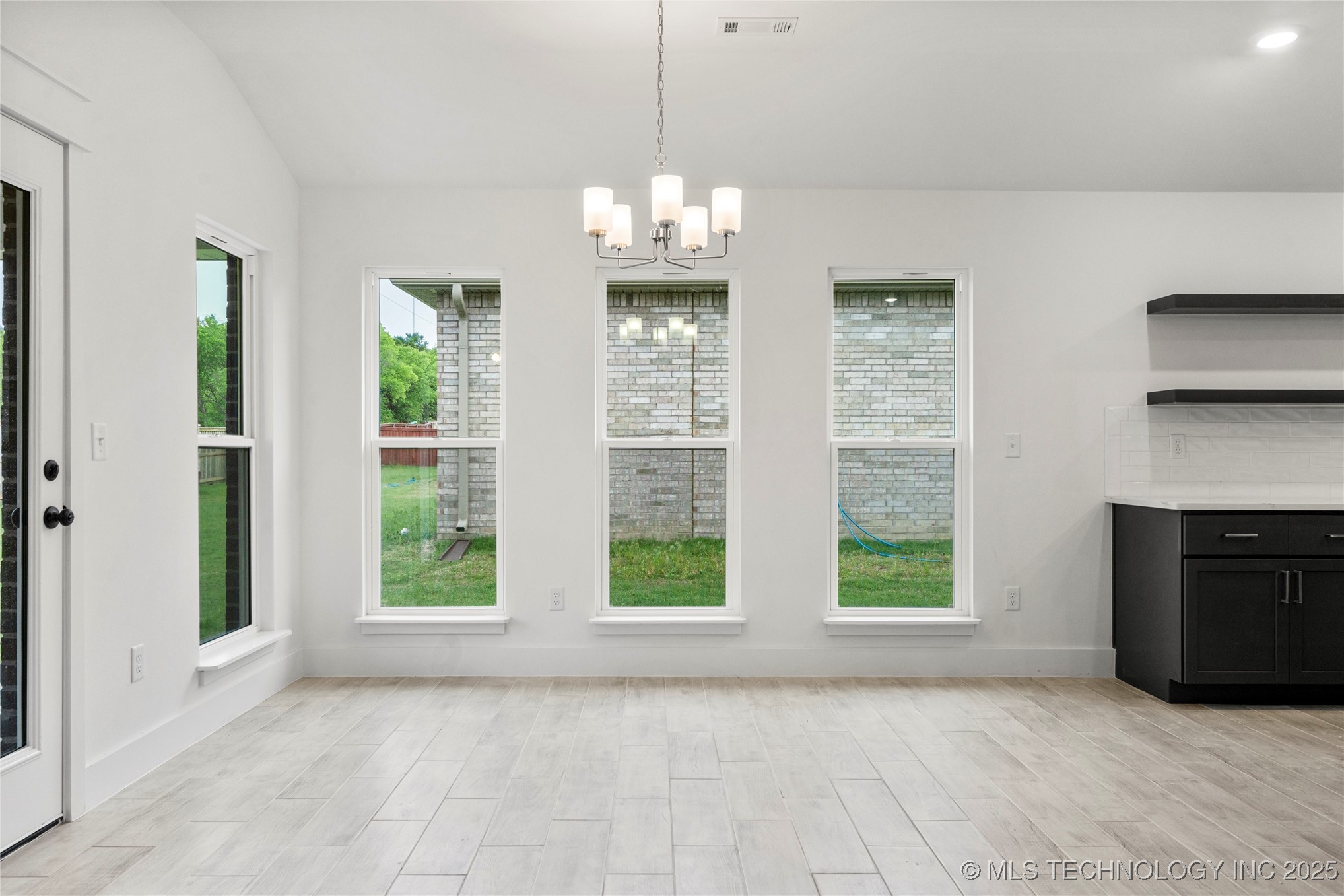 2812 E Monroe Street Broken Arrow OK 74014