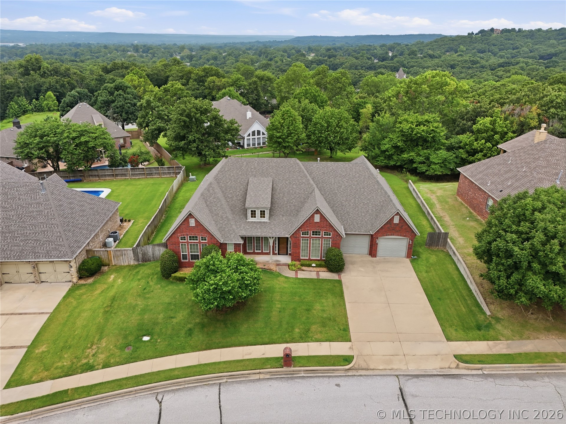1310 N Old North Place Sand Springs OK 74063
