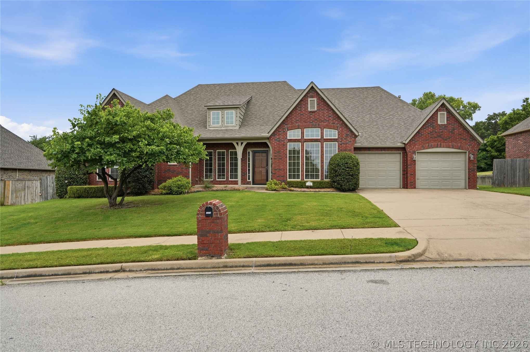 1310 N Old North Place Sand Springs OK 74063