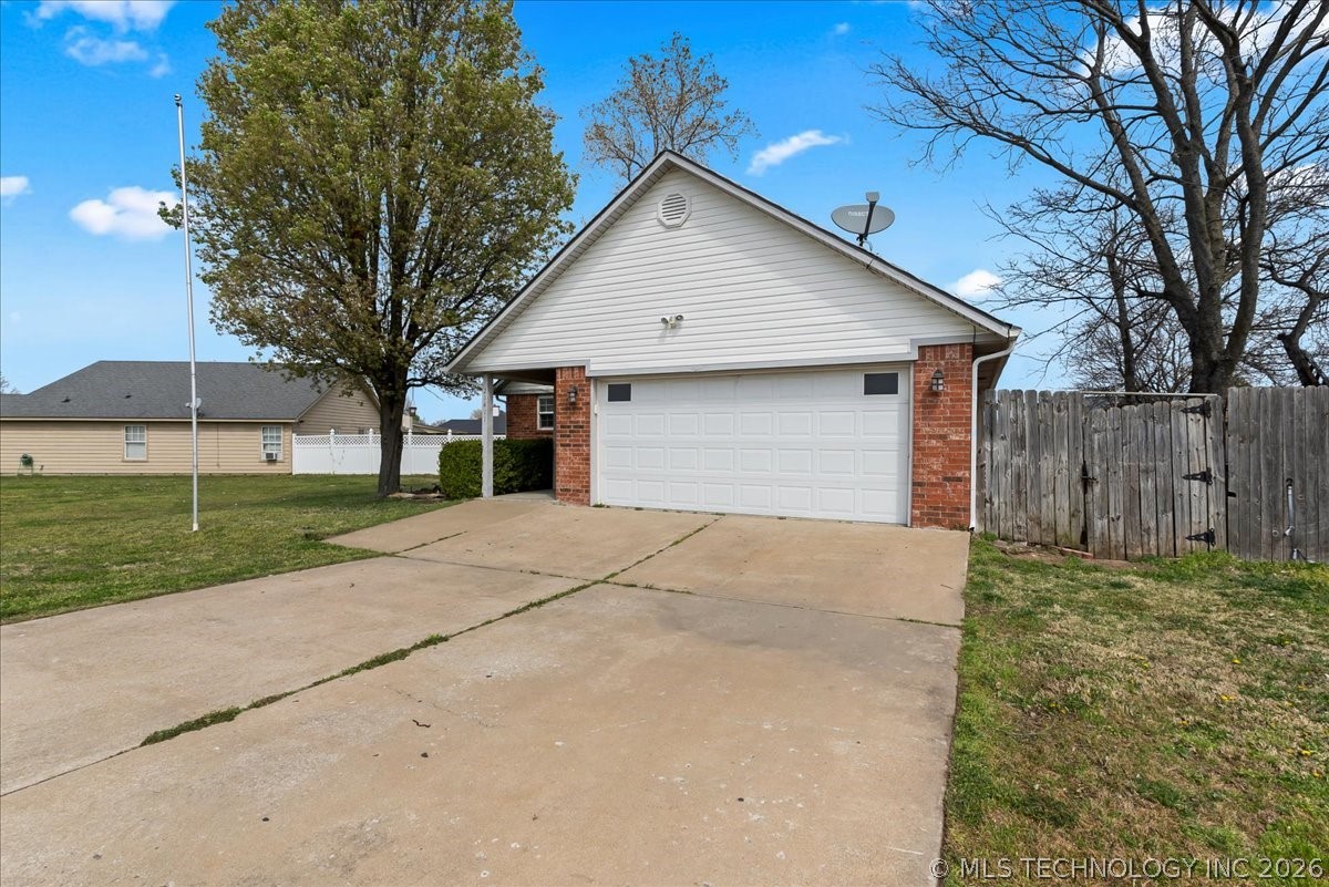 21411 E 36th Street S Broken Arrow OK 74014