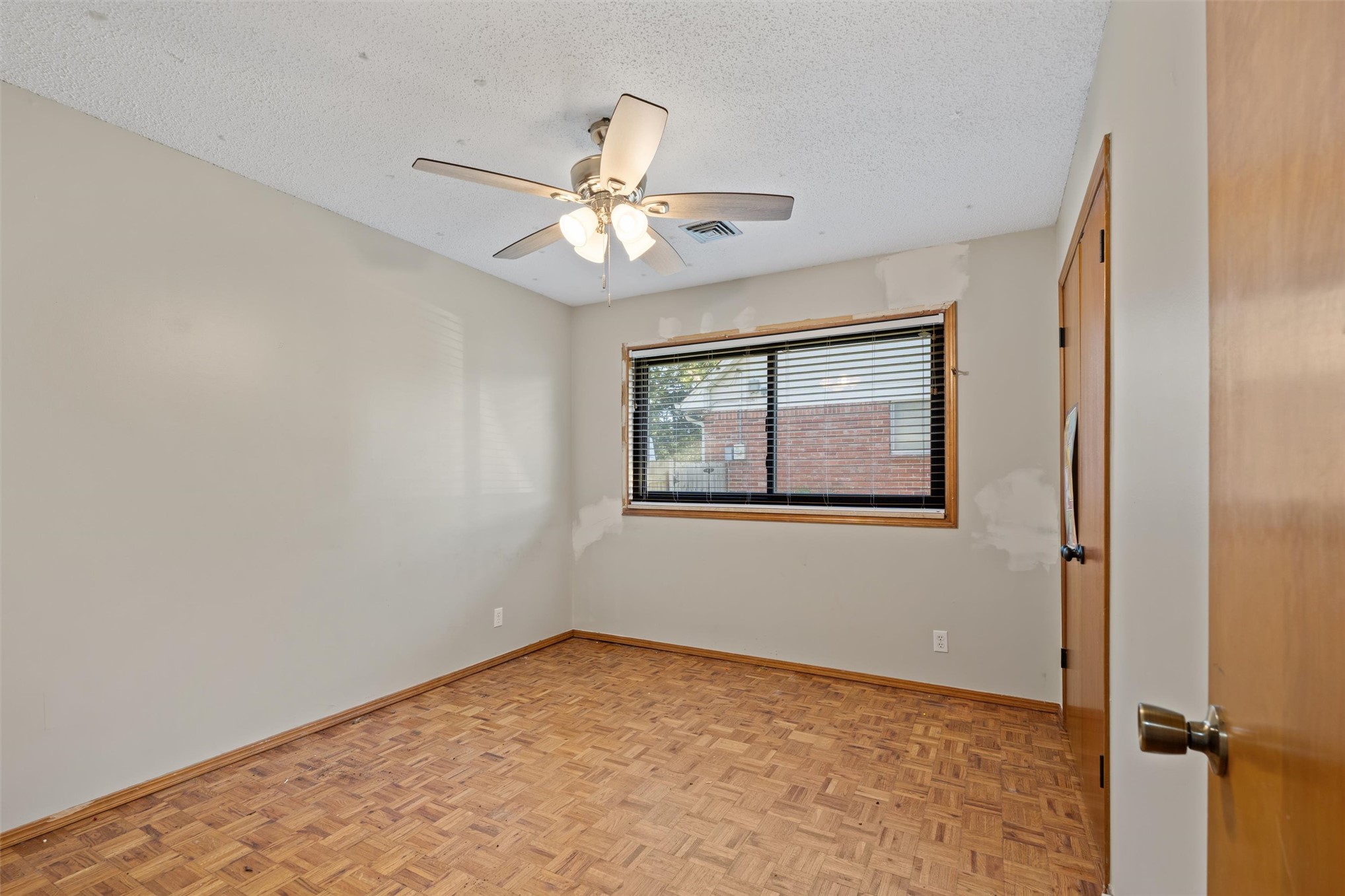 1208 SE Swan Drive Bartlesville OK 74006