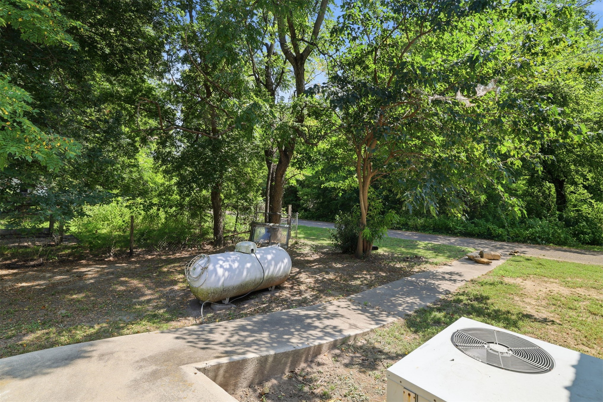 210 Main Caddo OK 74729