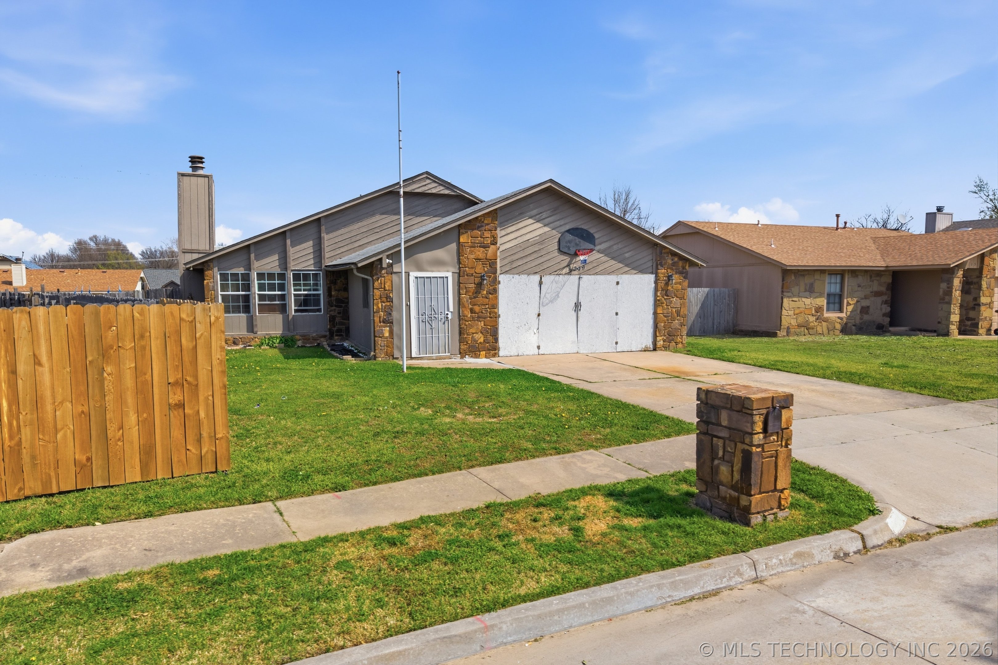 14209 E 37th Place Tulsa OK 74134