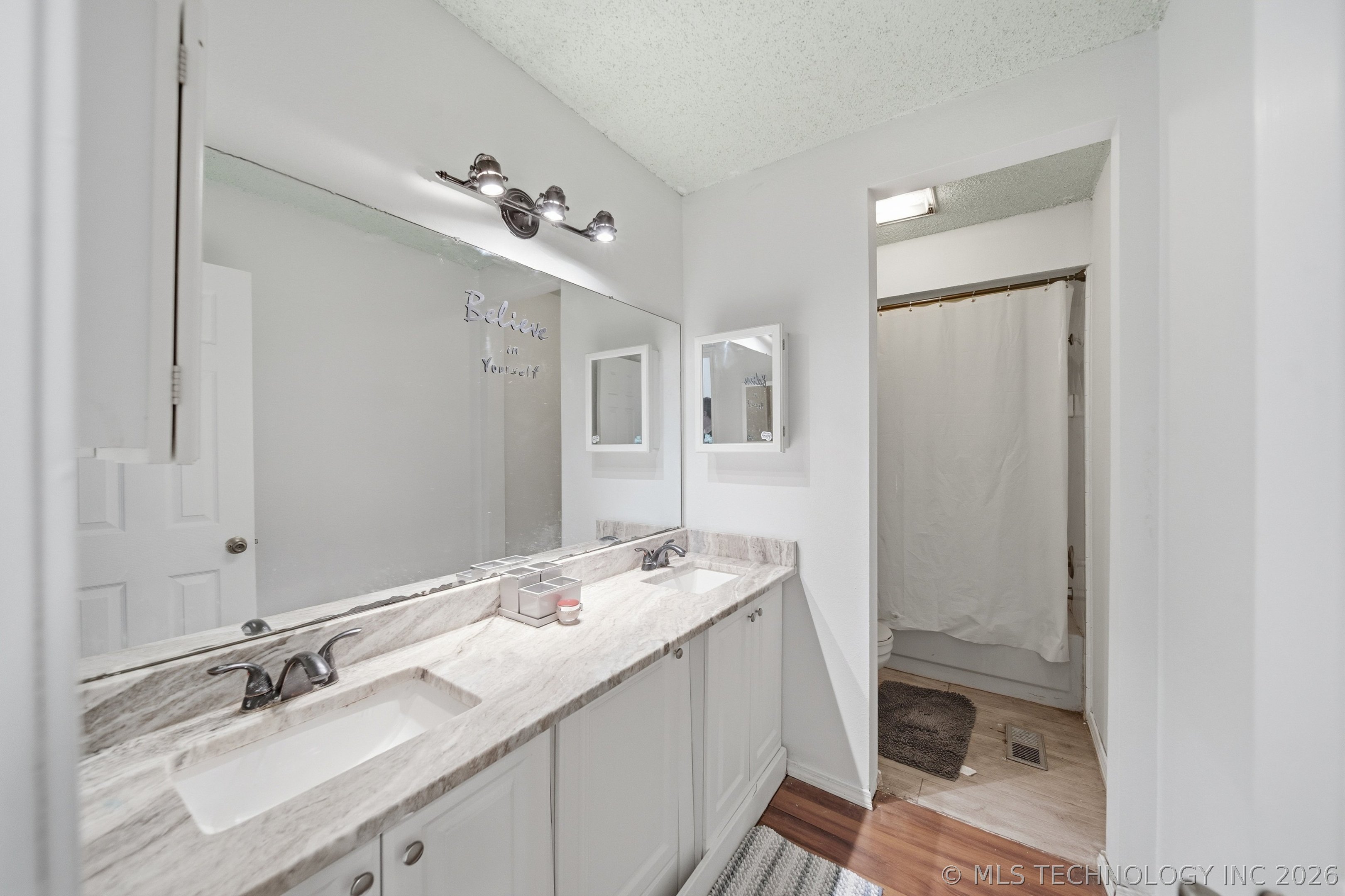 14209 E 37th Place Tulsa OK 74134