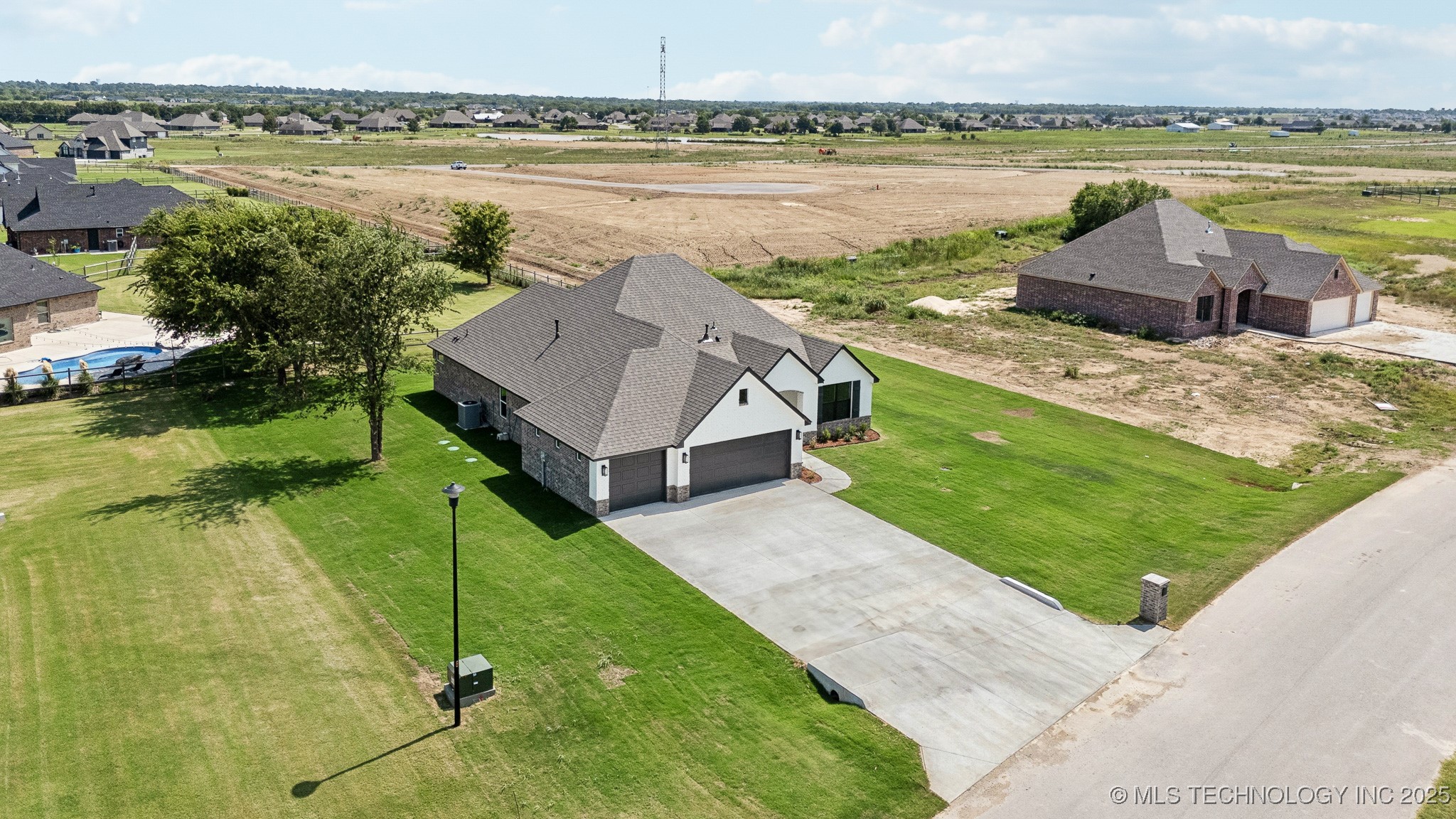 14129 N 54th Eastavenue Collinsville OK 74021