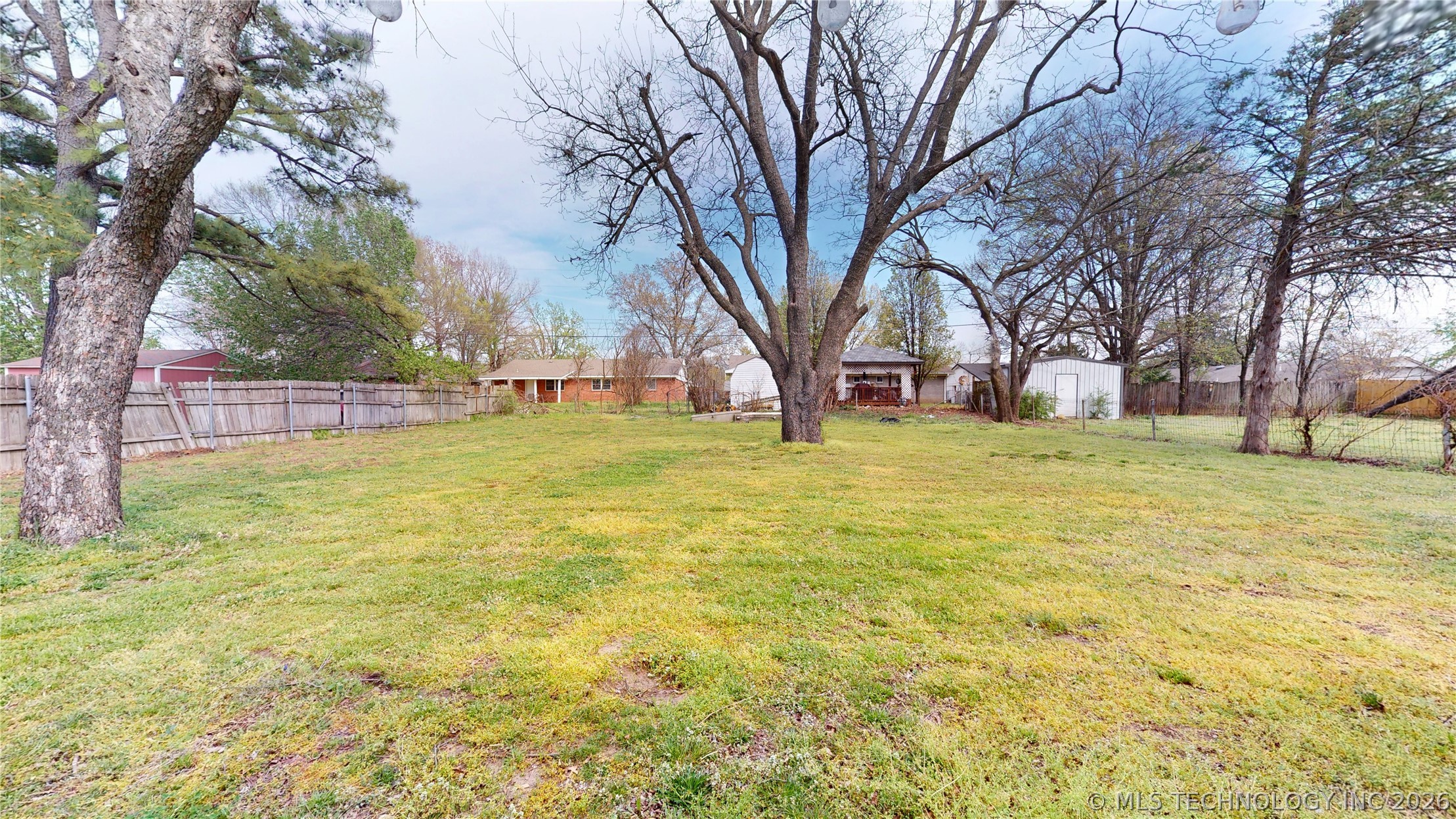 520 N Crownpoint Drive Ada OK 74820