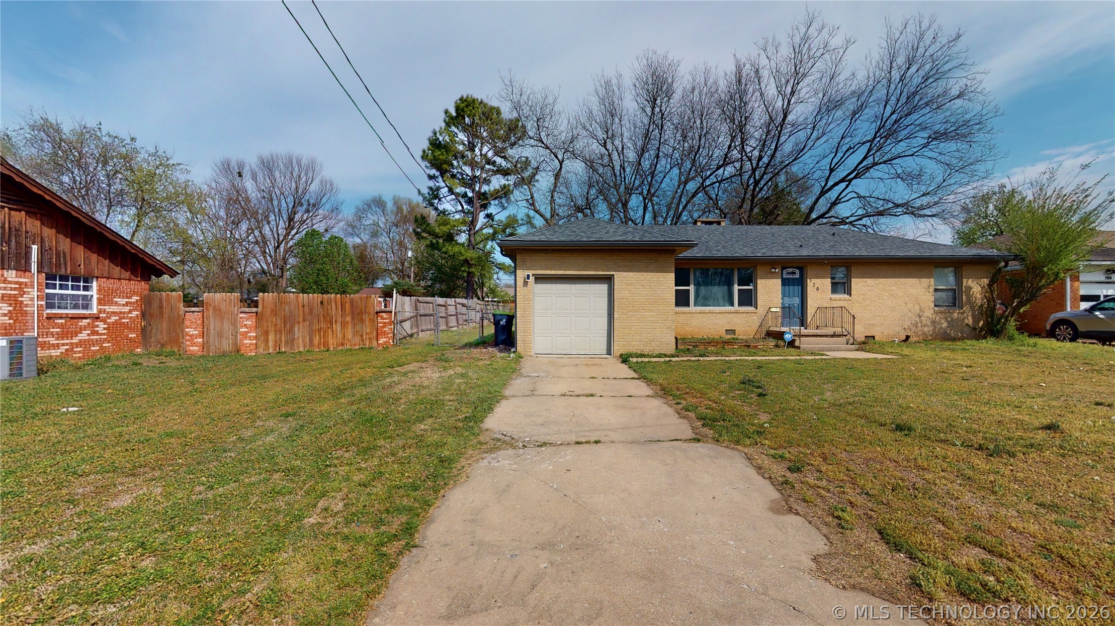 520 N Crownpoint Drive Ada OK 74820