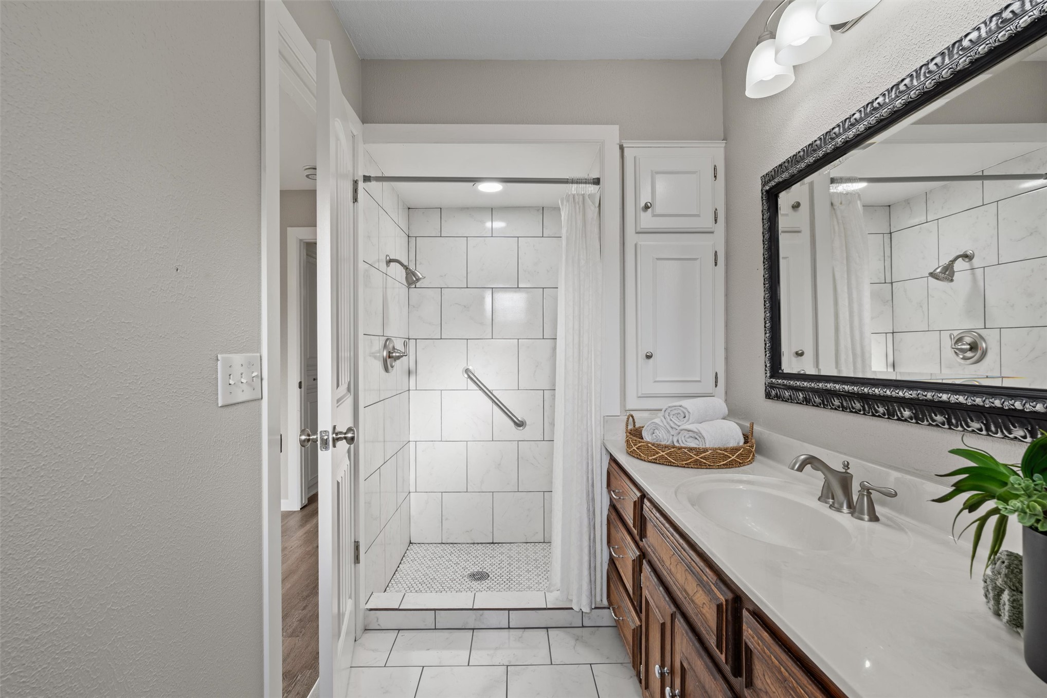 1761 SE Orchard Lane Bartlesville OK 74006
