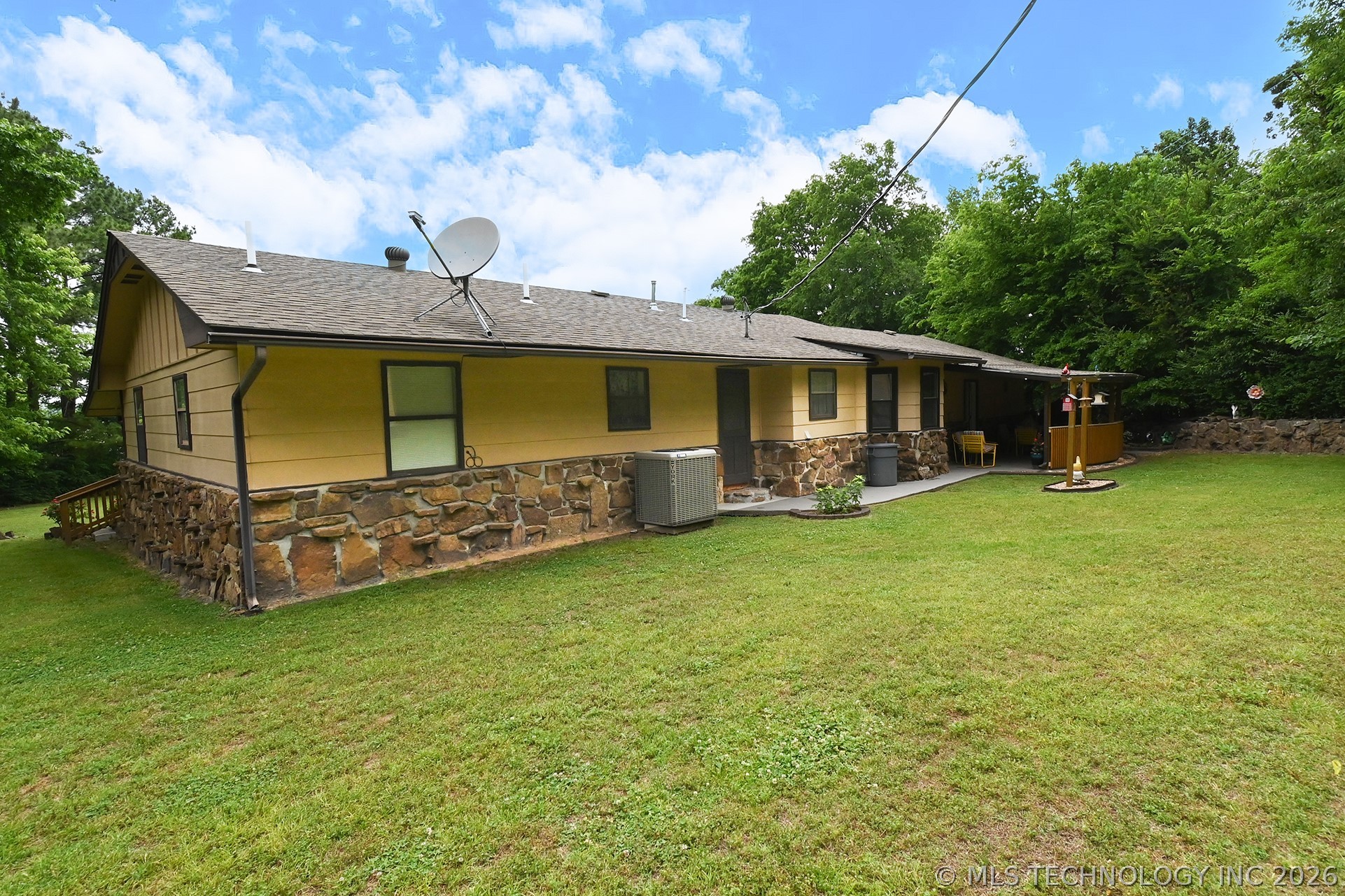 2487 S Muskogee Tahlequah OK 74464