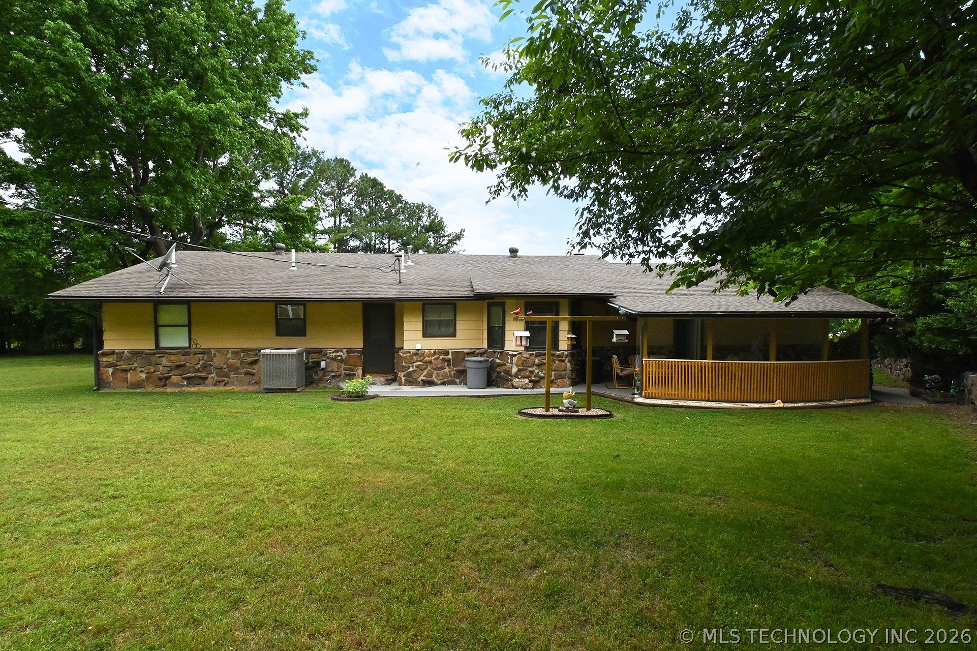 2487 S Muskogee Tahlequah OK 74464