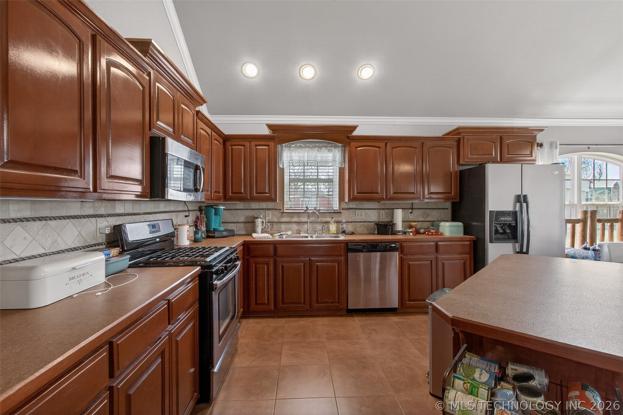 2709 S 34th Road Locust Grove OK 74352