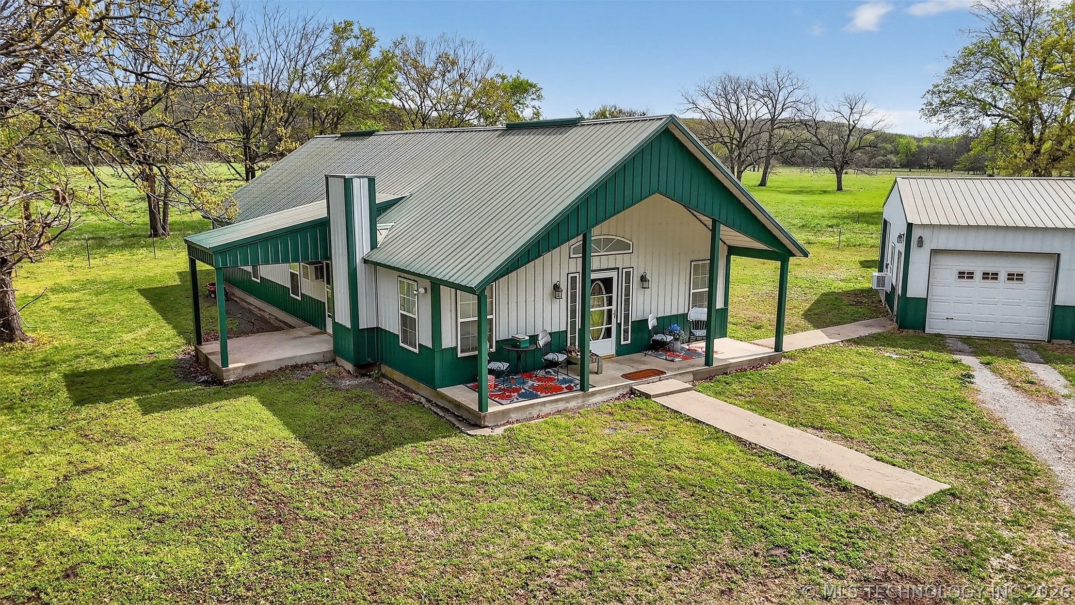 2709 S 34th Road Locust Grove OK 74352