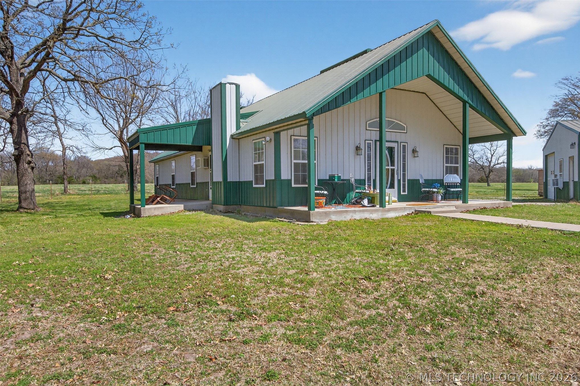 2709 S 34th Road Locust Grove OK 74352