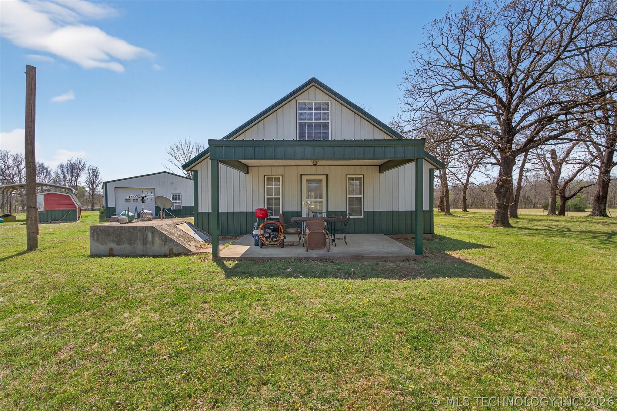 2709 S 34th Road Locust Grove OK 74352
