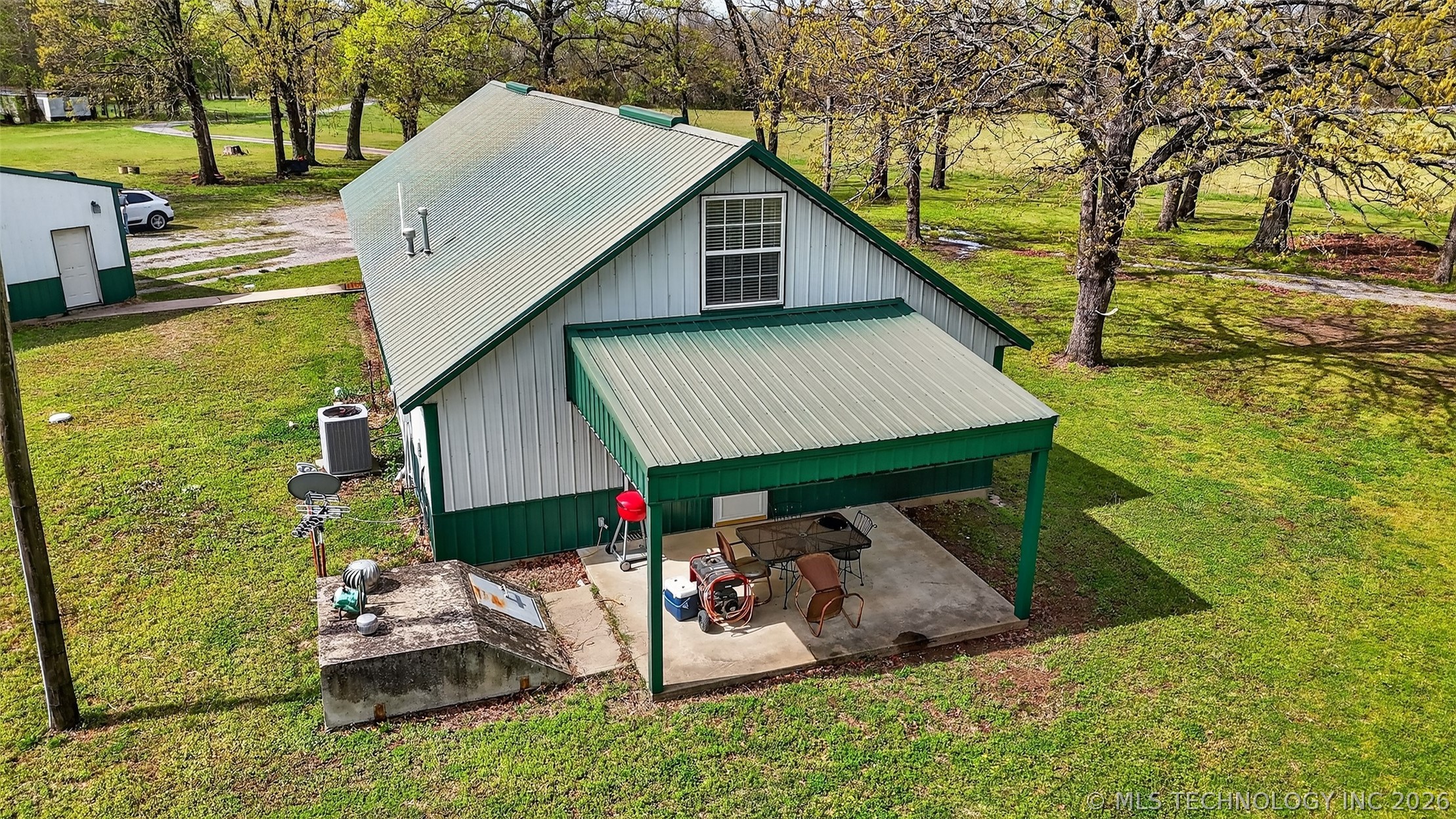 2709 S 34th Road Locust Grove OK 74352