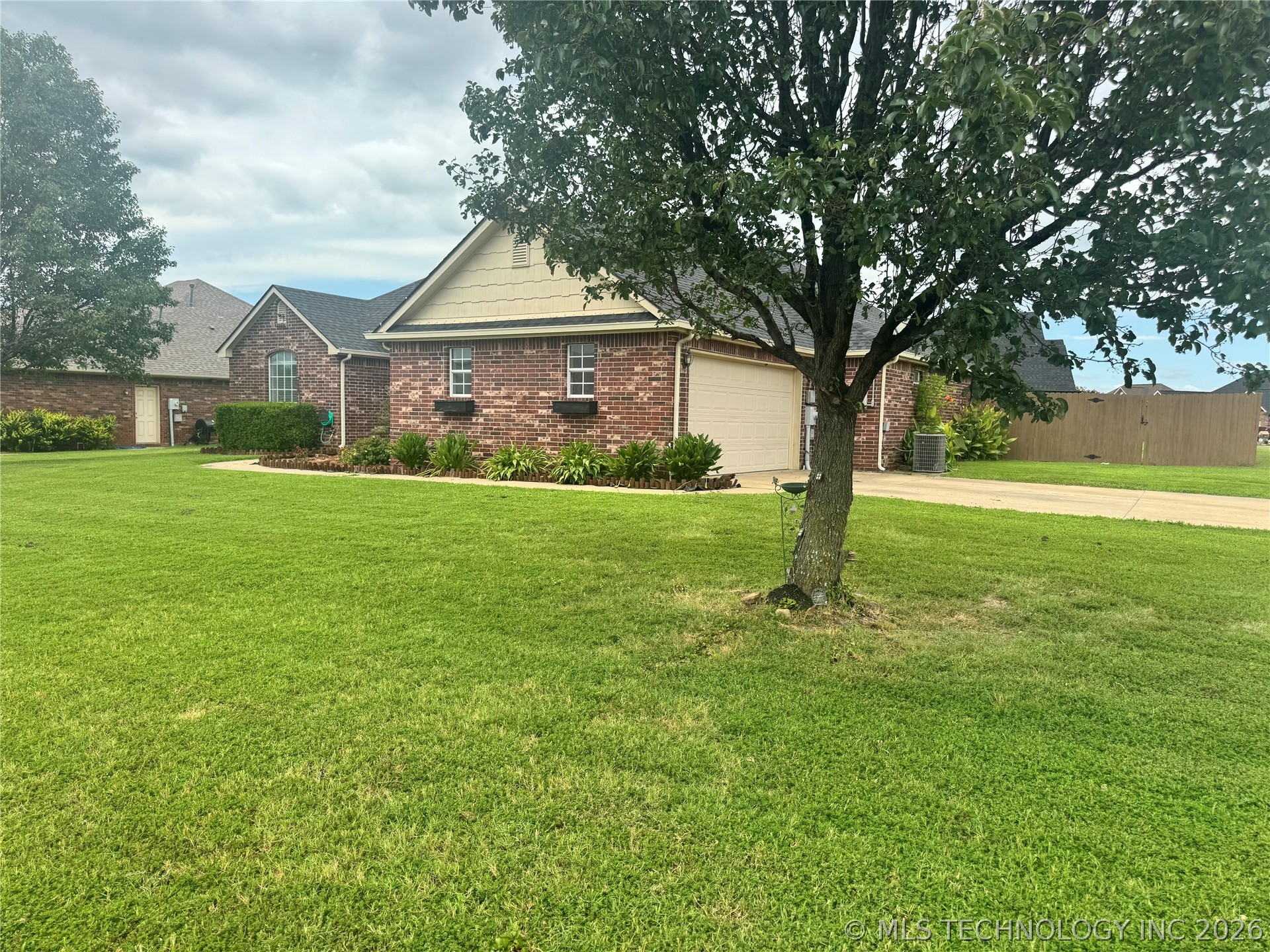 516 Hillcrest Street Muskogee OK 74403