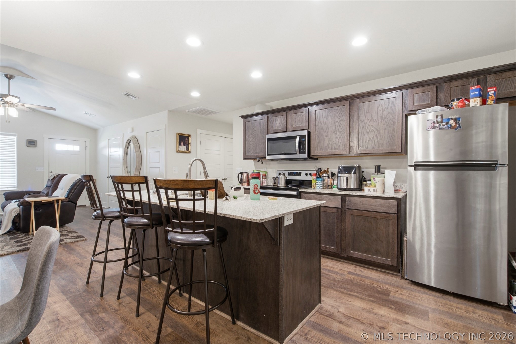 896 S Snyder Springs Loop Watts OK 74338
