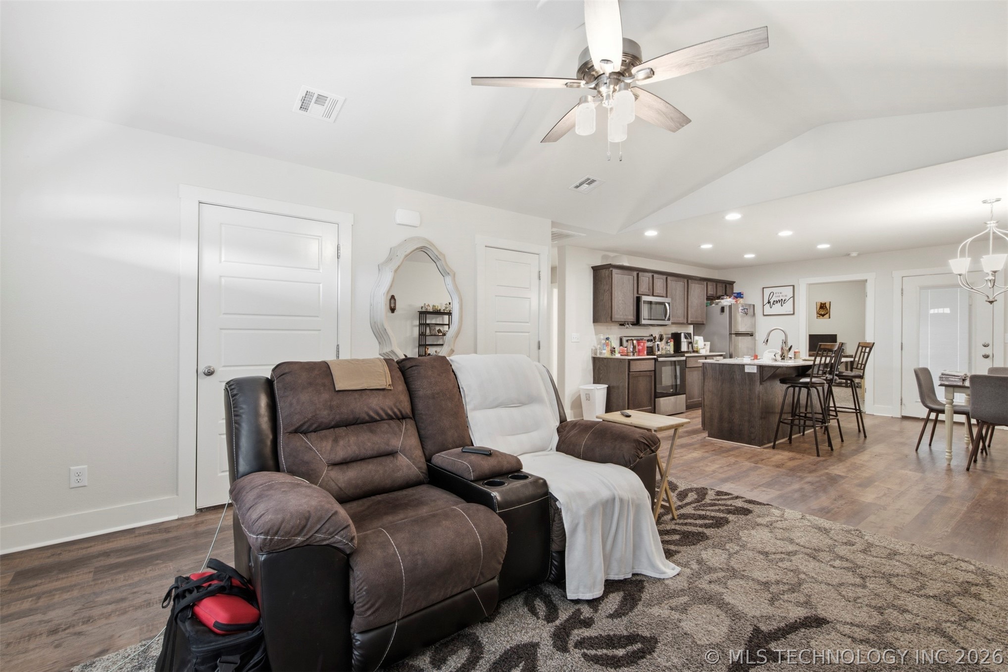 896 S Snyder Springs Loop Watts OK 74338