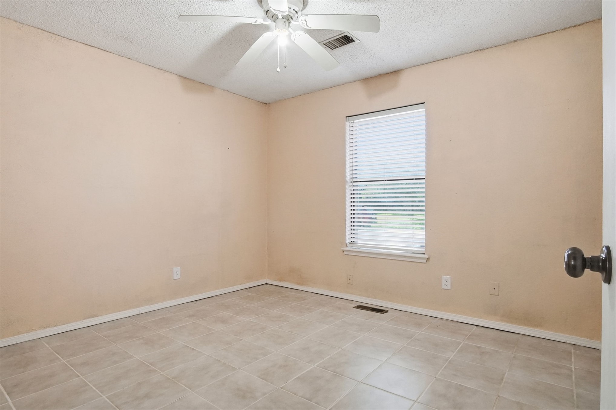 2002 W Ithica Street Broken Arrow OK 74012