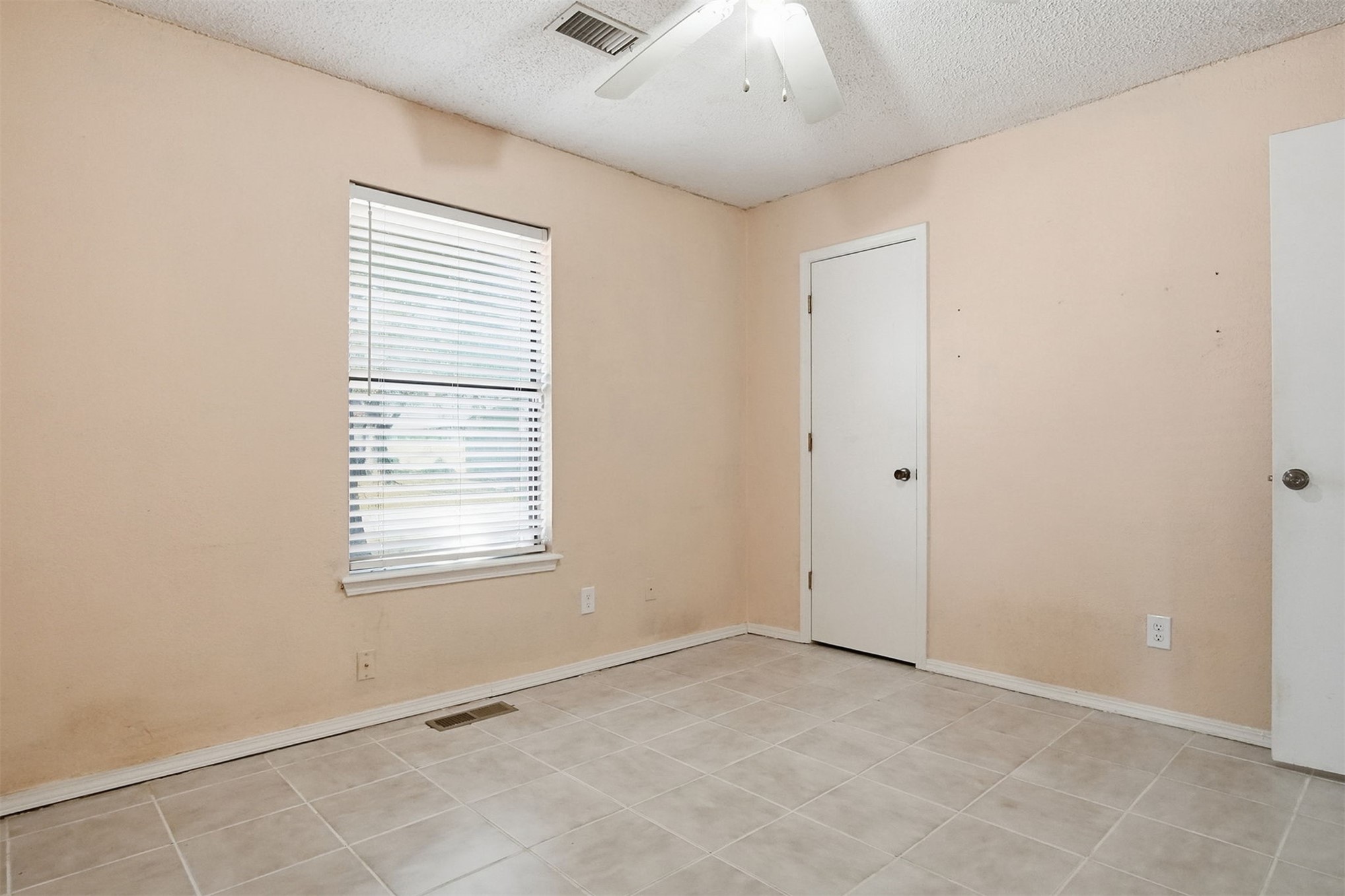 2002 W Ithica Street Broken Arrow OK 74012
