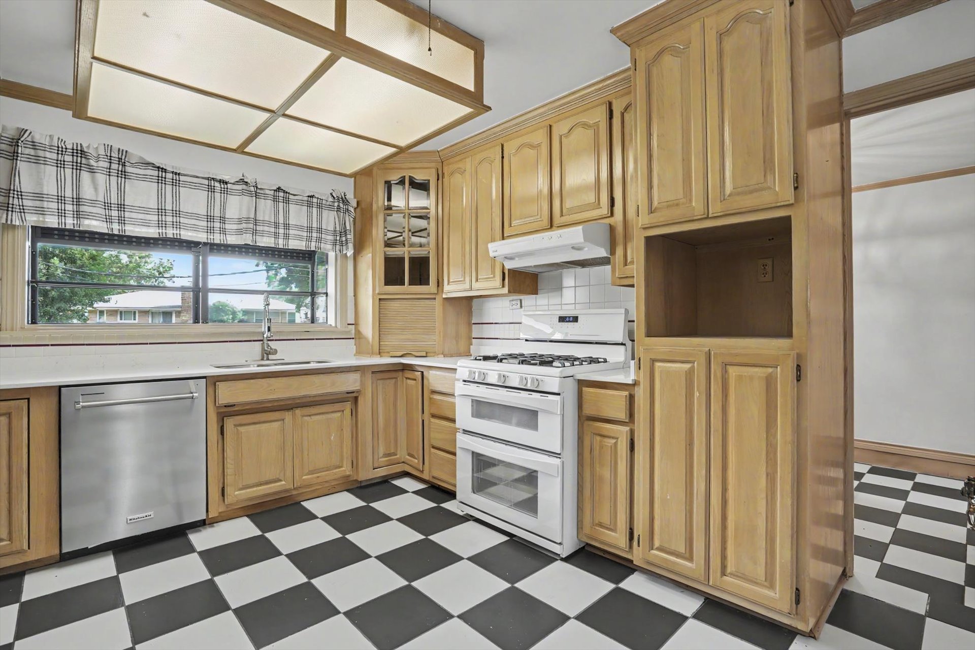 602 E Elgin Place Broken Arrow OK 74012