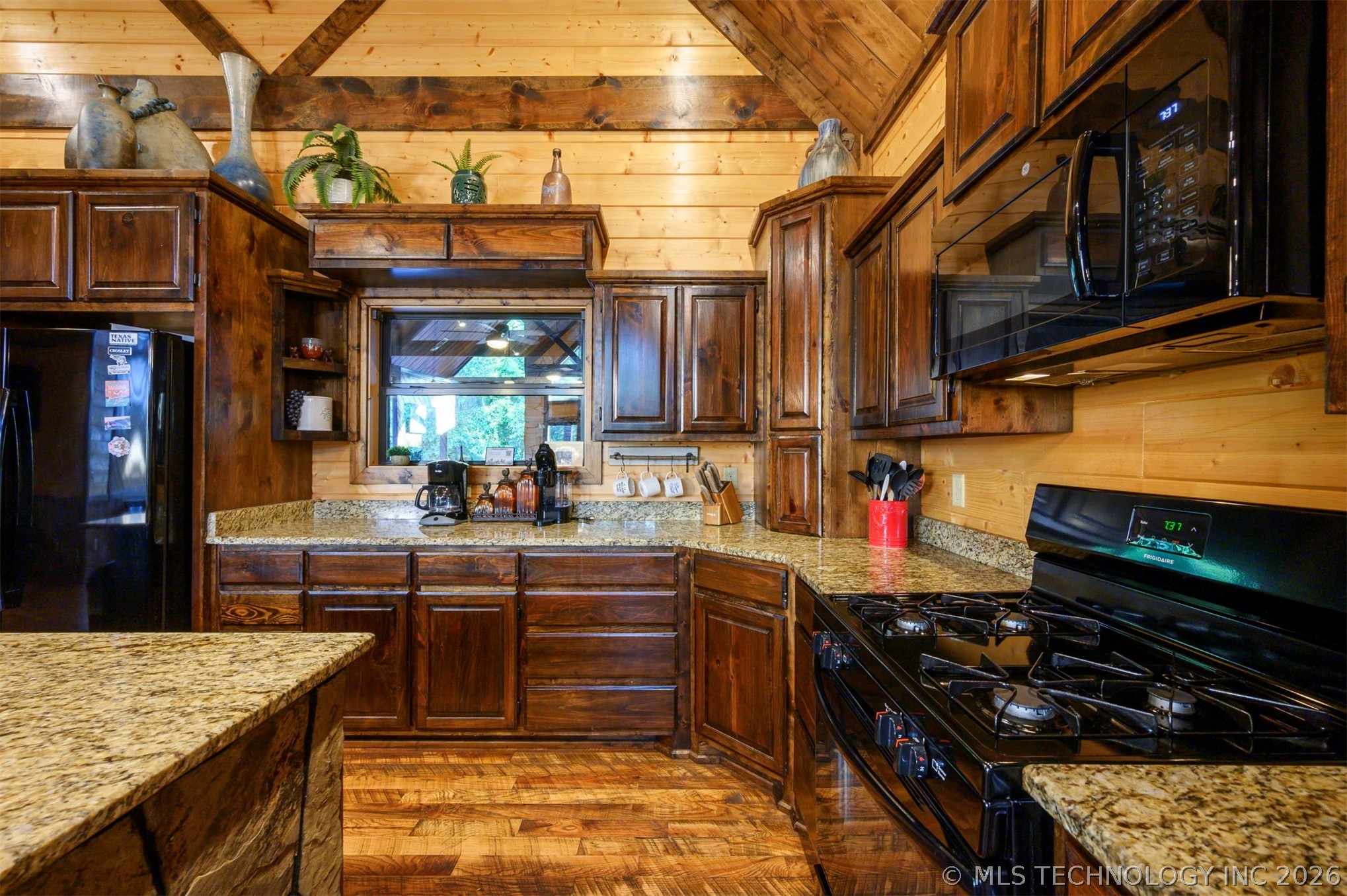 47 Red Berry Trail Broken Bow OK 74728