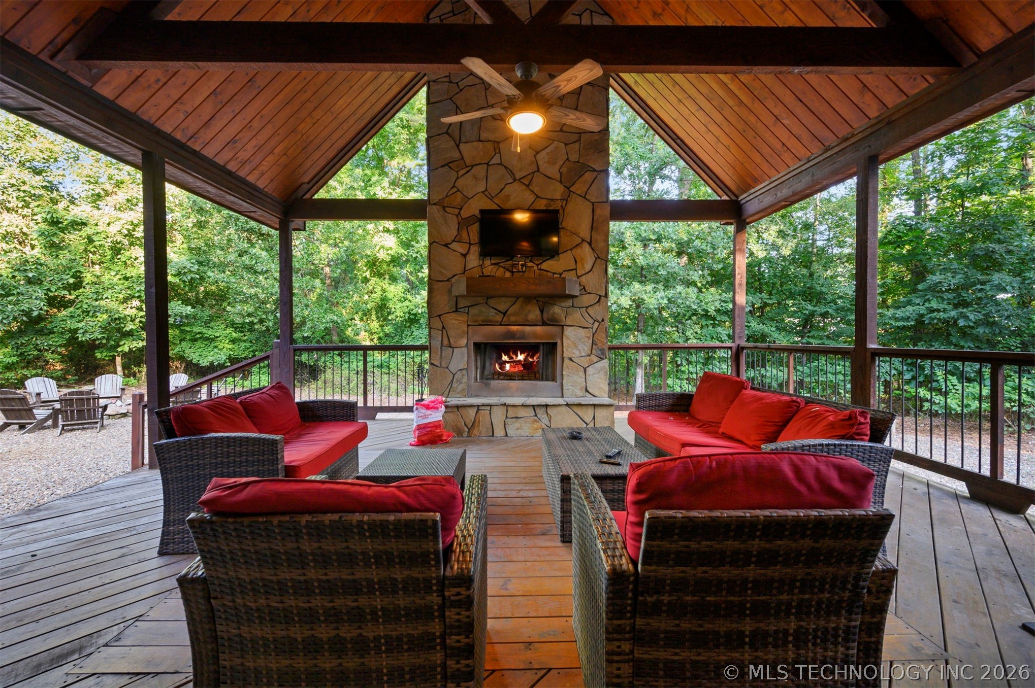 47 Red Berry Trail Broken Bow OK 74728
