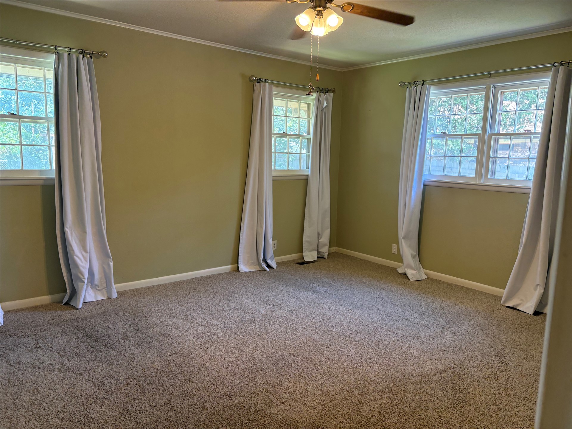 717 E Seneca Street E Tahlequah OK 74464