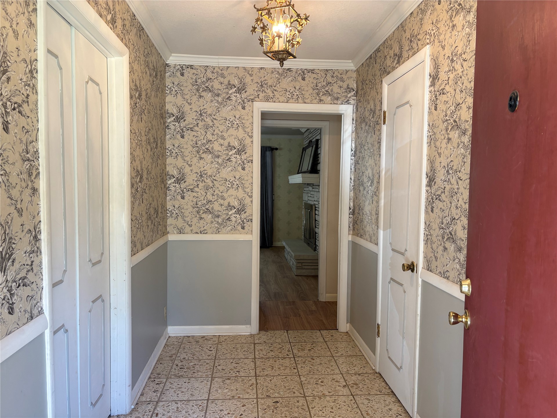 717 E Seneca Street E Tahlequah OK 74464