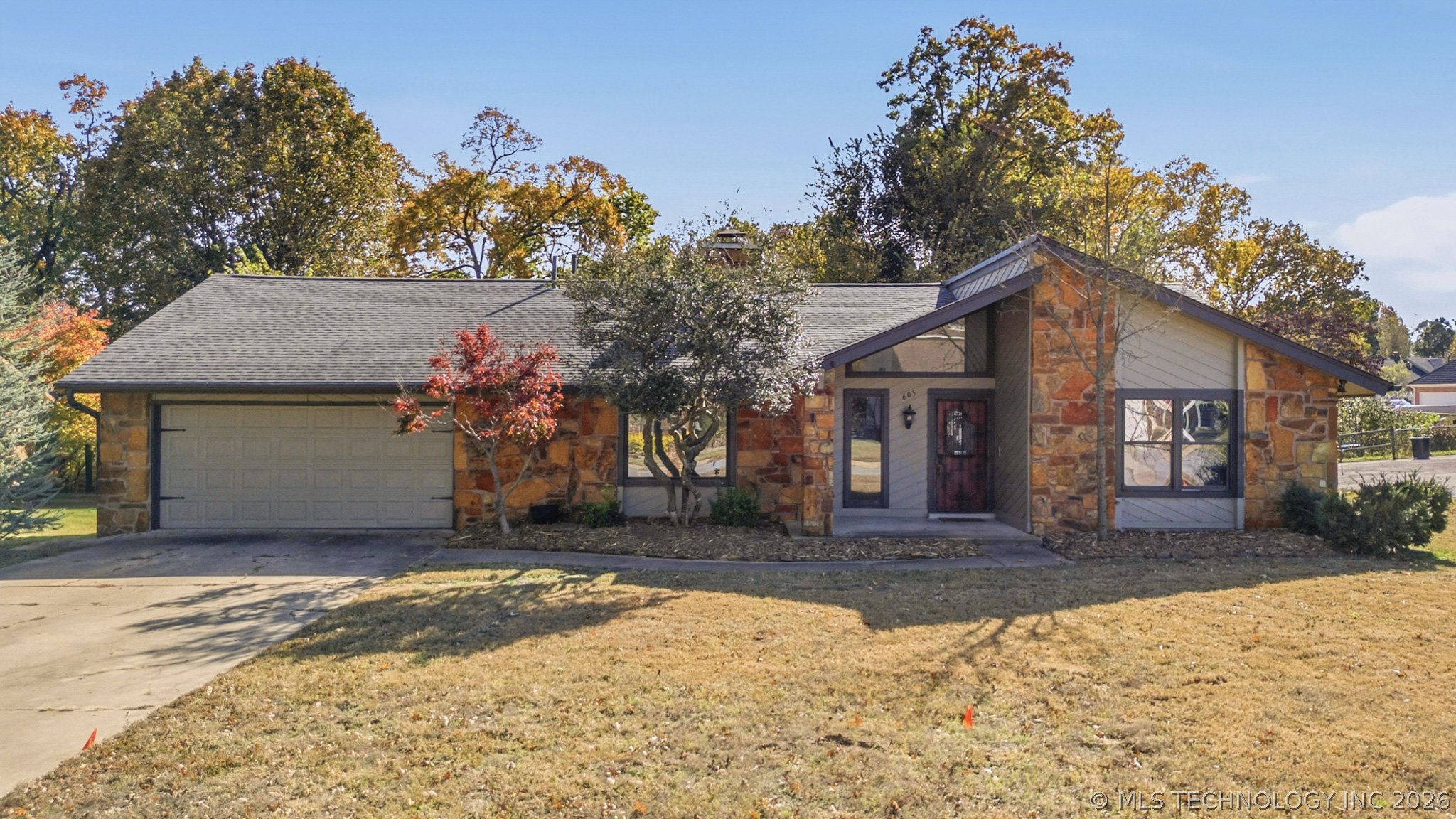605 E Van Buren Street Broken Arrow OK 74011
