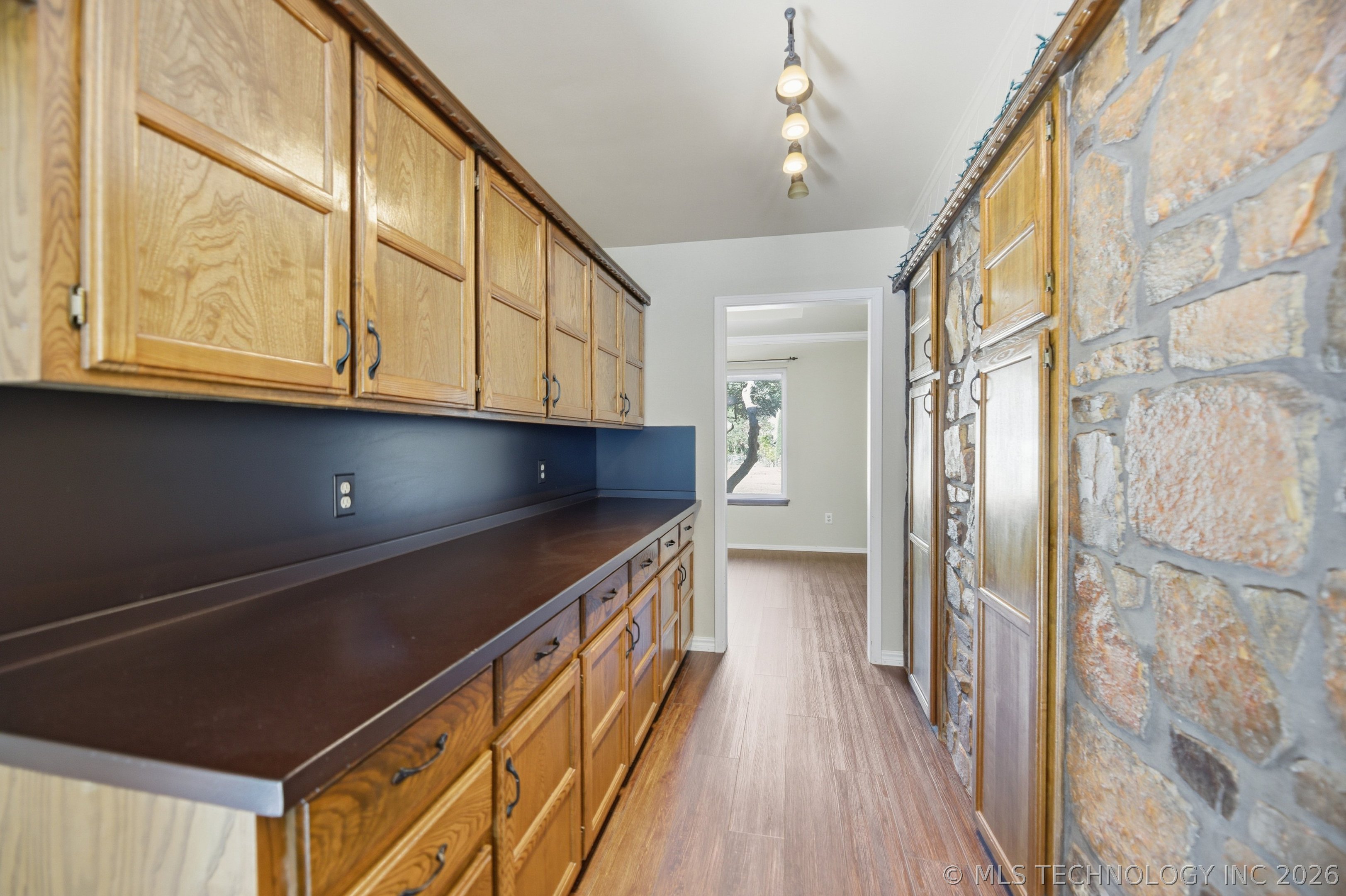 605 E Van Buren Street Broken Arrow OK 74011