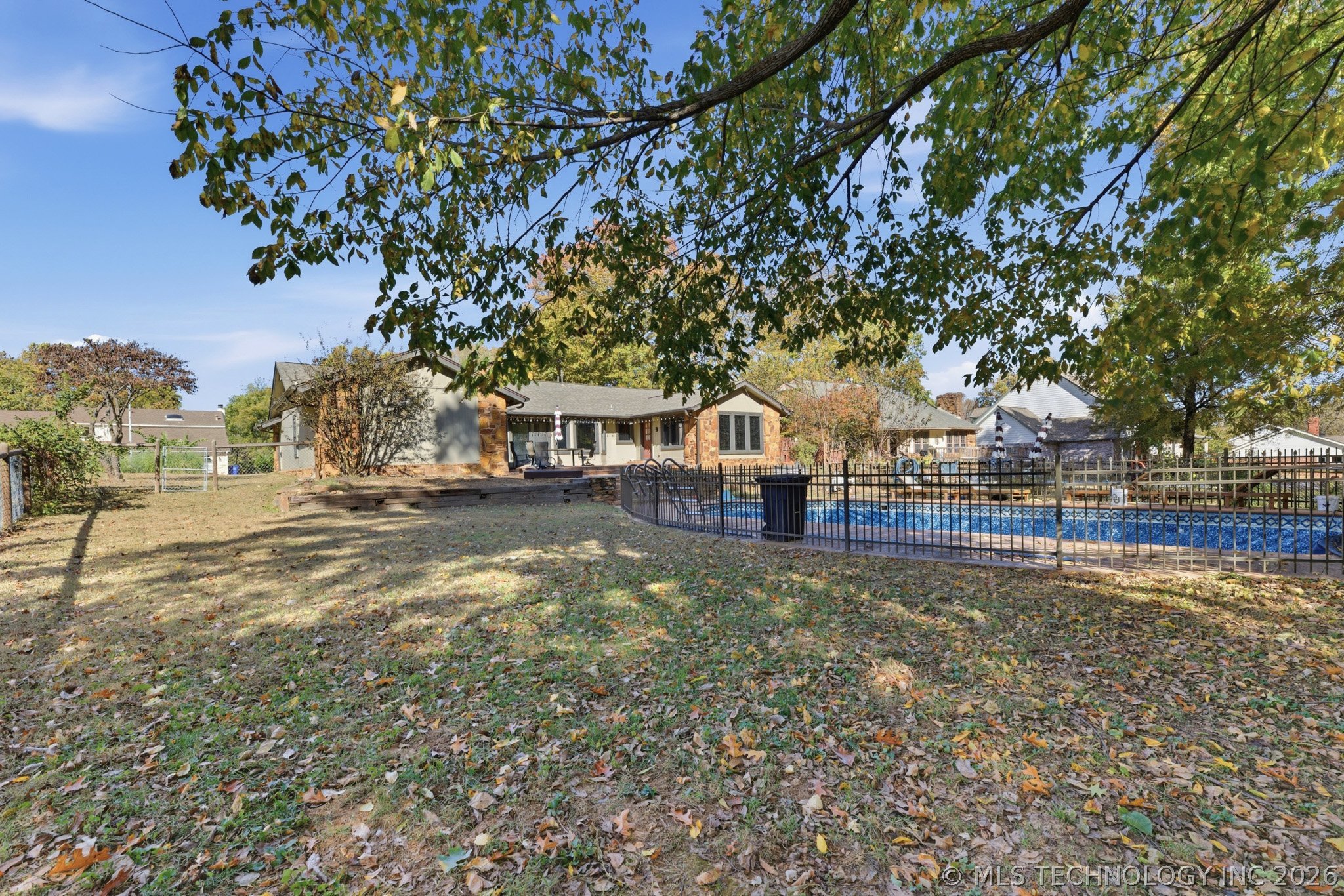 605 E Van Buren Street Broken Arrow OK 74011