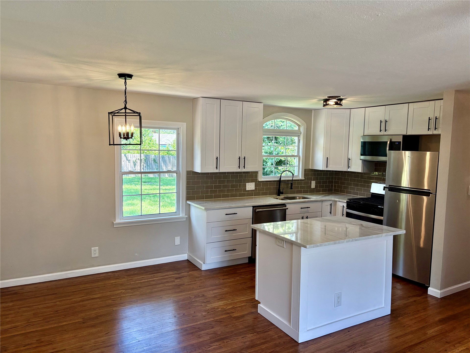 2131 W 46th Place S Tulsa OK 74107