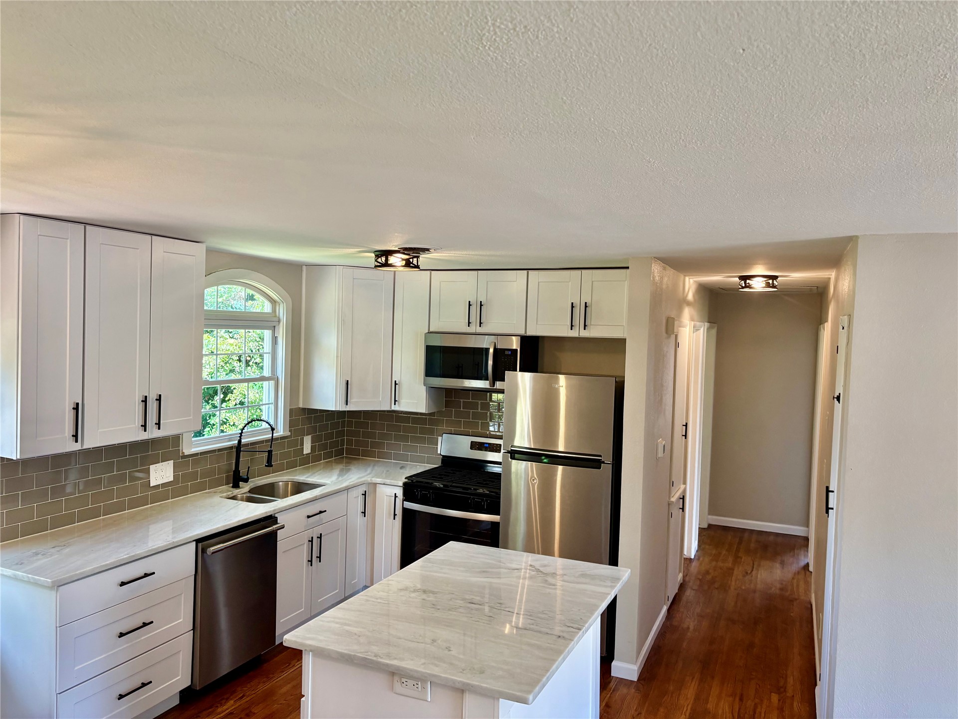 2131 W 46th Place S Tulsa OK 74107