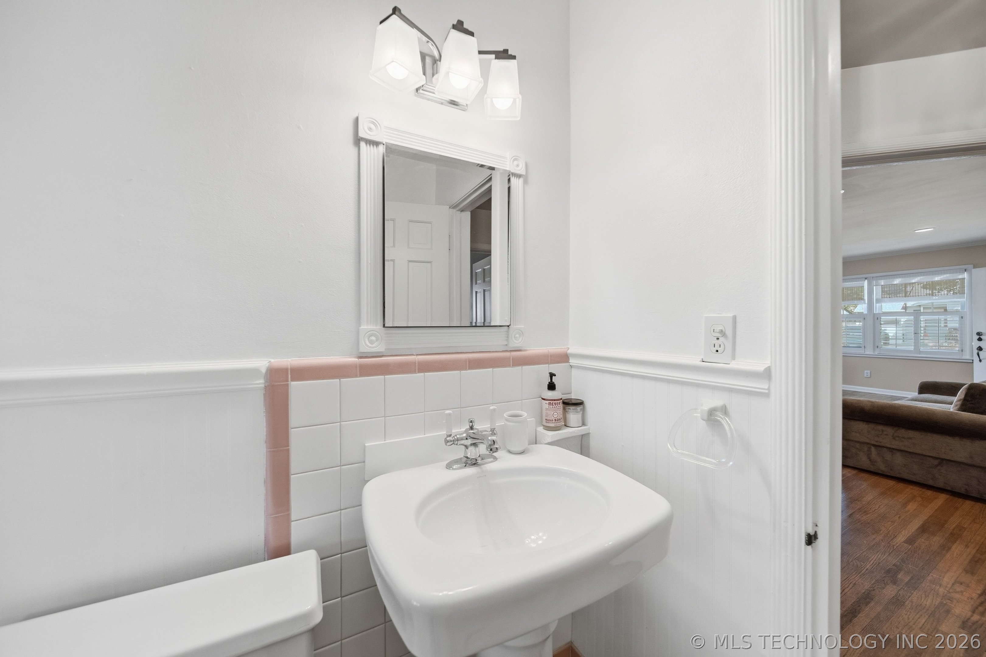 2258 S Delaware Court Tulsa OK 74114