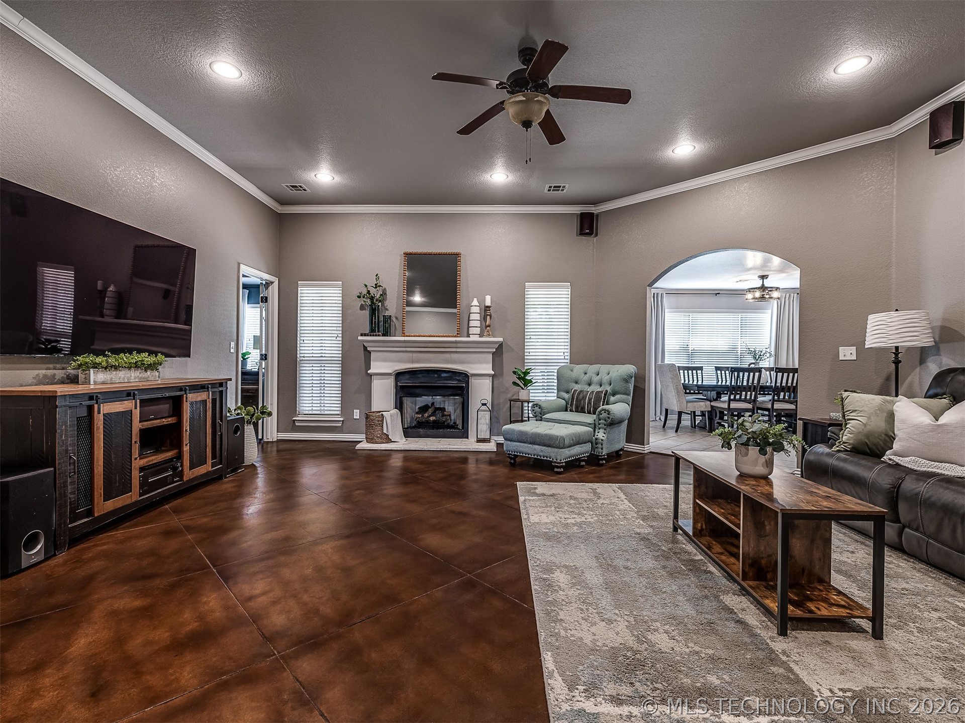 2004 Charleston Drive Bartlesville OK 74006