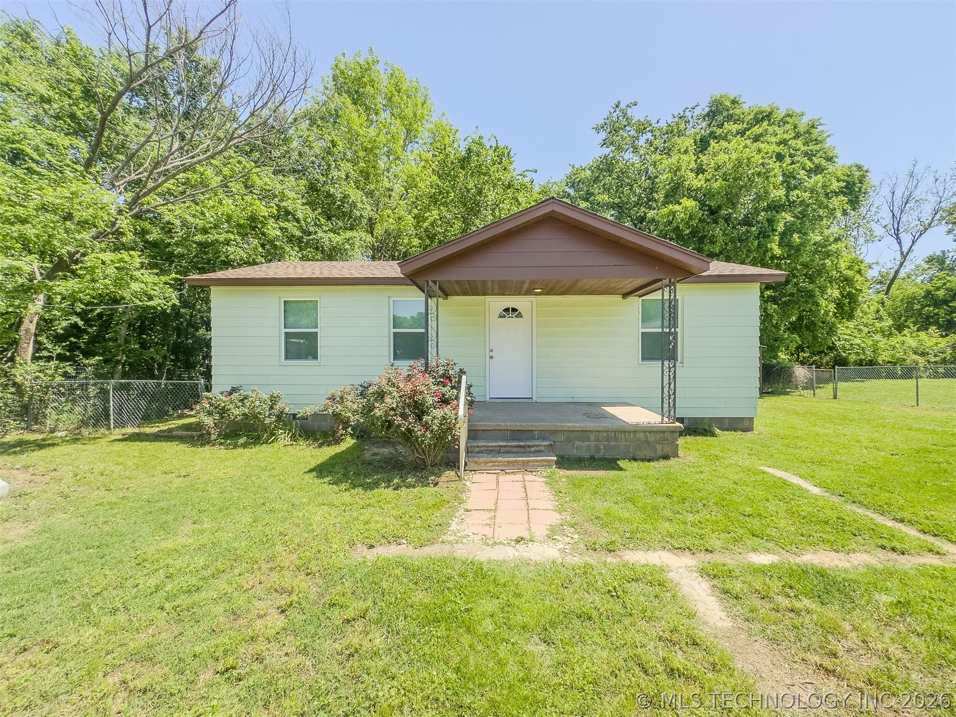210 N Meadors Ada OK 74820