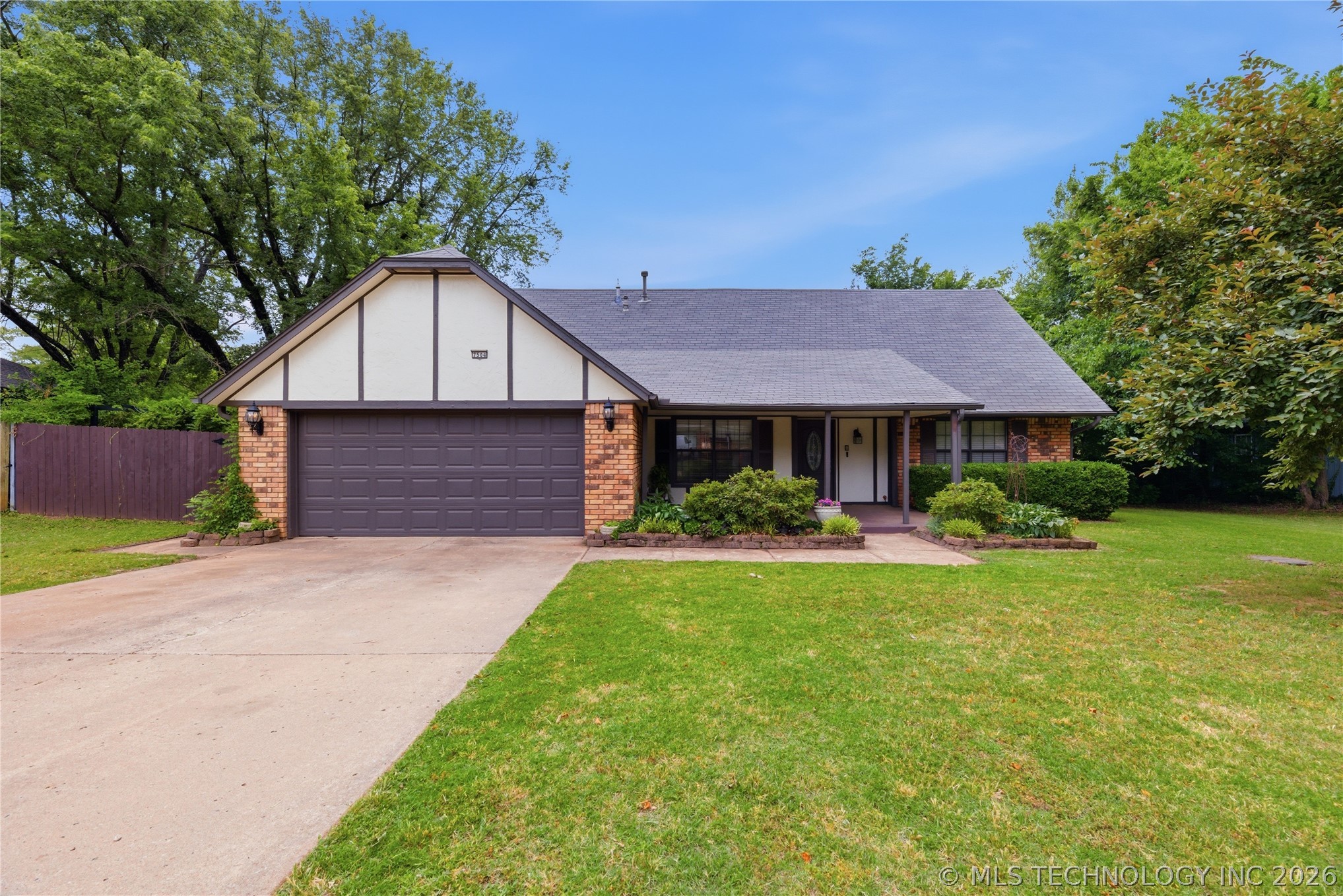 7504 S Juniper Avenue Broken Arrow OK 74011