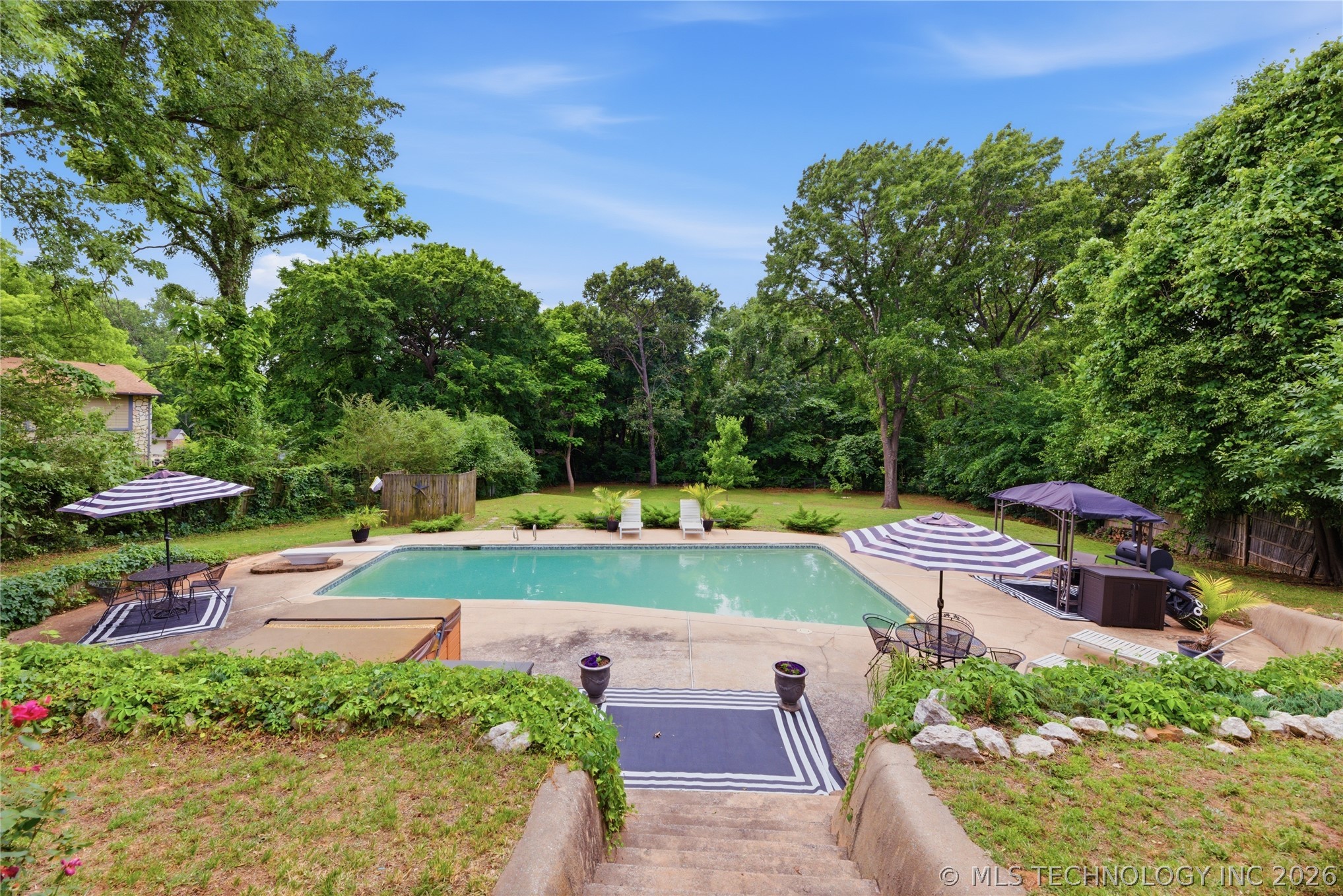 7504 S Juniper Avenue Broken Arrow OK 74011