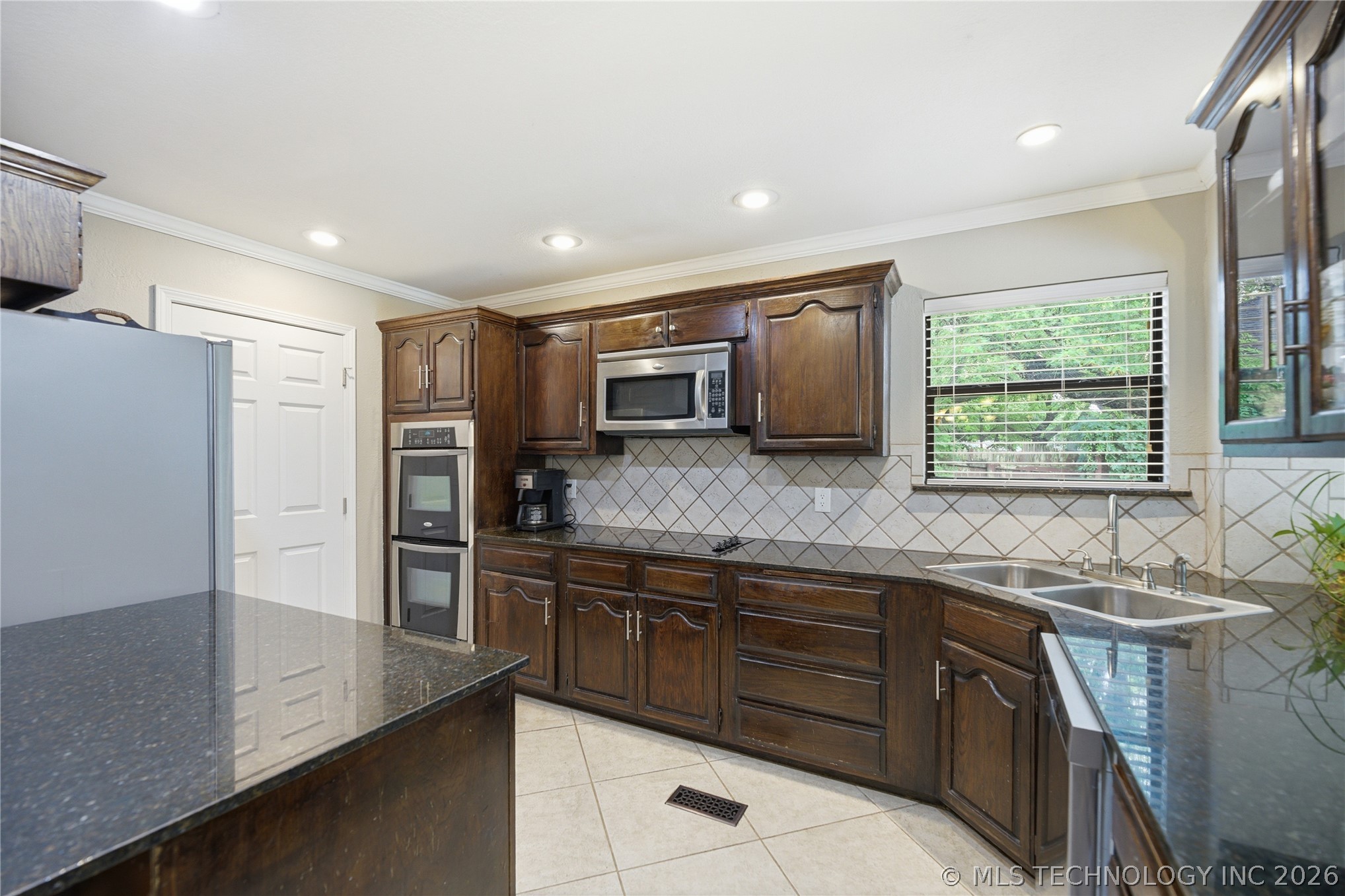 7504 S Juniper Avenue Broken Arrow OK 74011