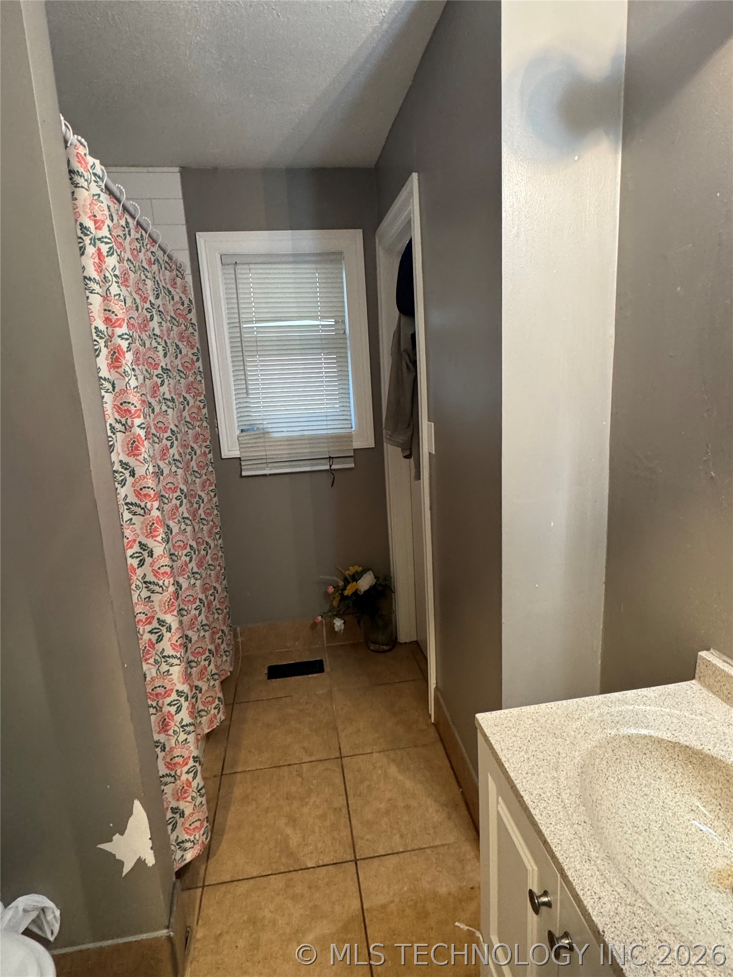 11409 E 4th Place Tulsa OK 74128