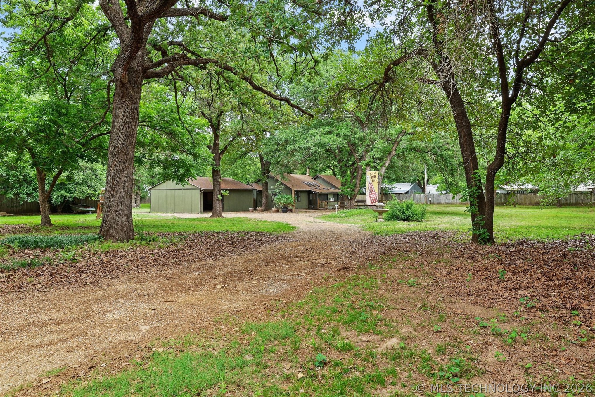 2754 Willafa Woods Cartwright OK 74731