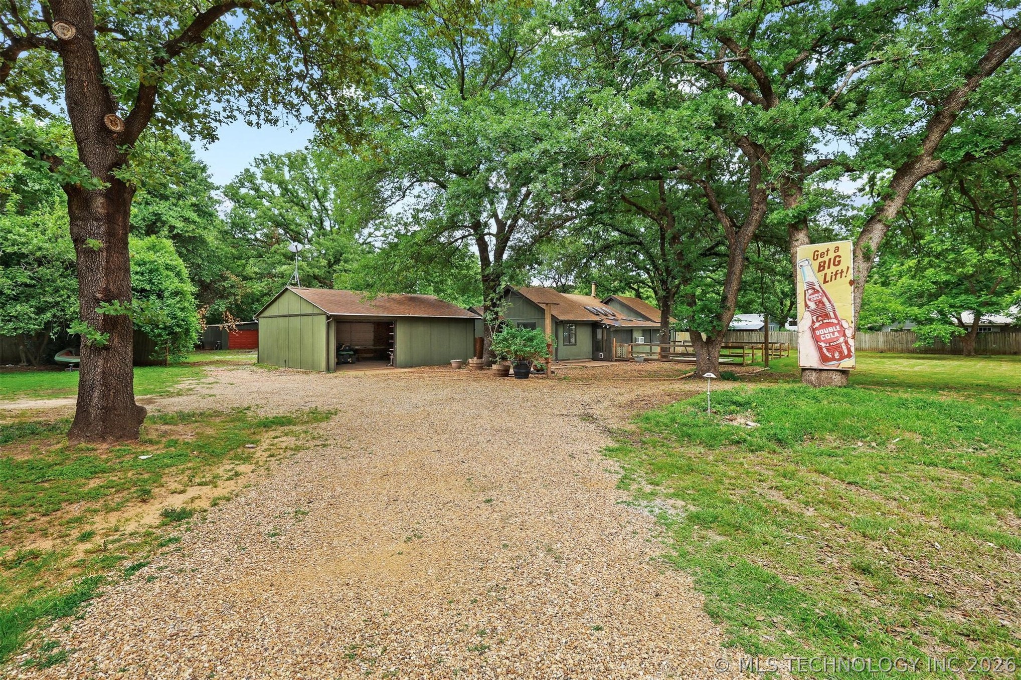 2754 Willafa Woods Cartwright OK 74731