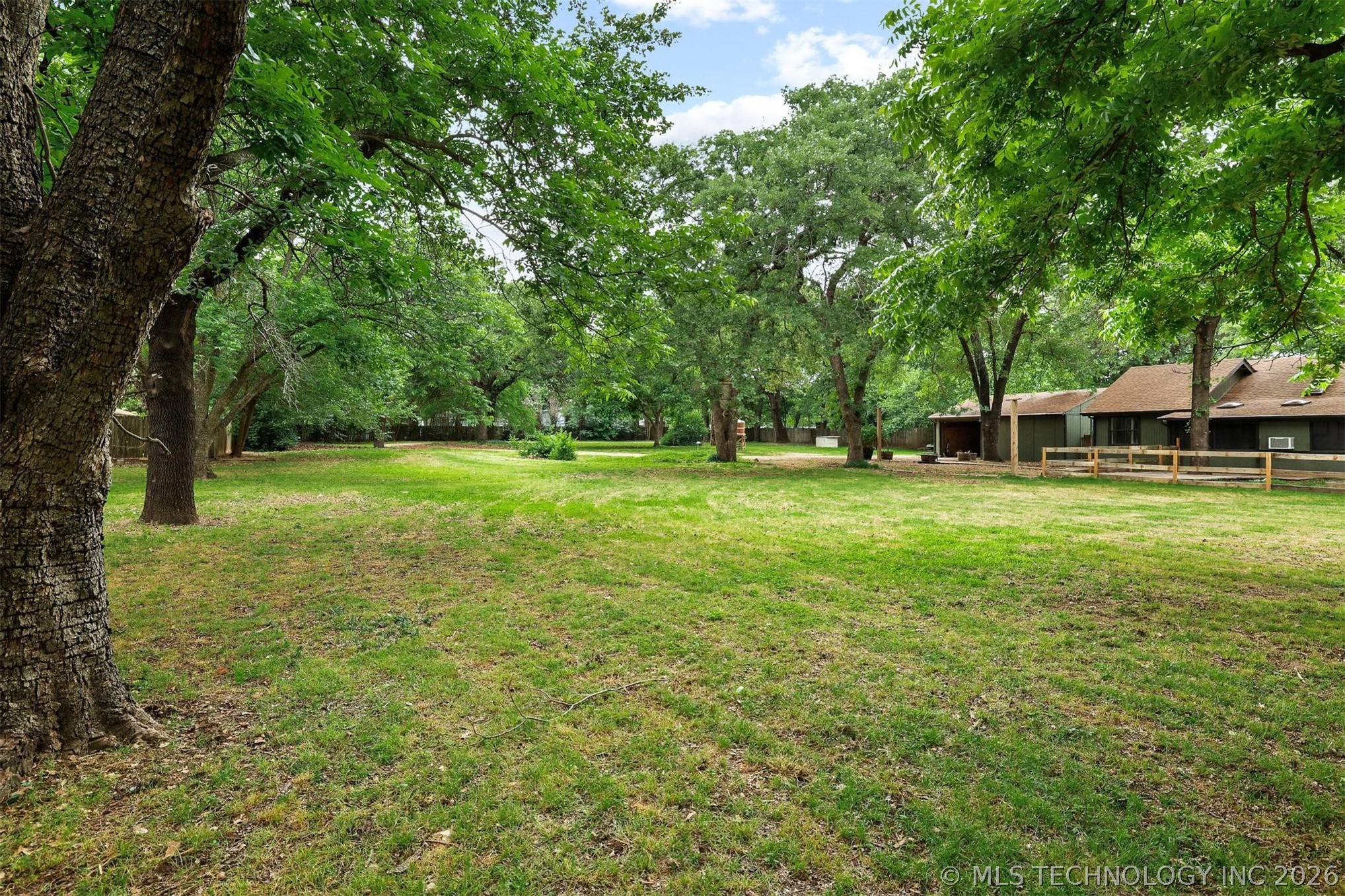 2754 Willafa Woods Cartwright OK 74731