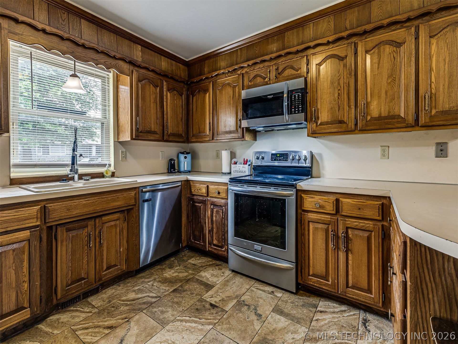 205 Fox Run Circle Jenks OK 74037