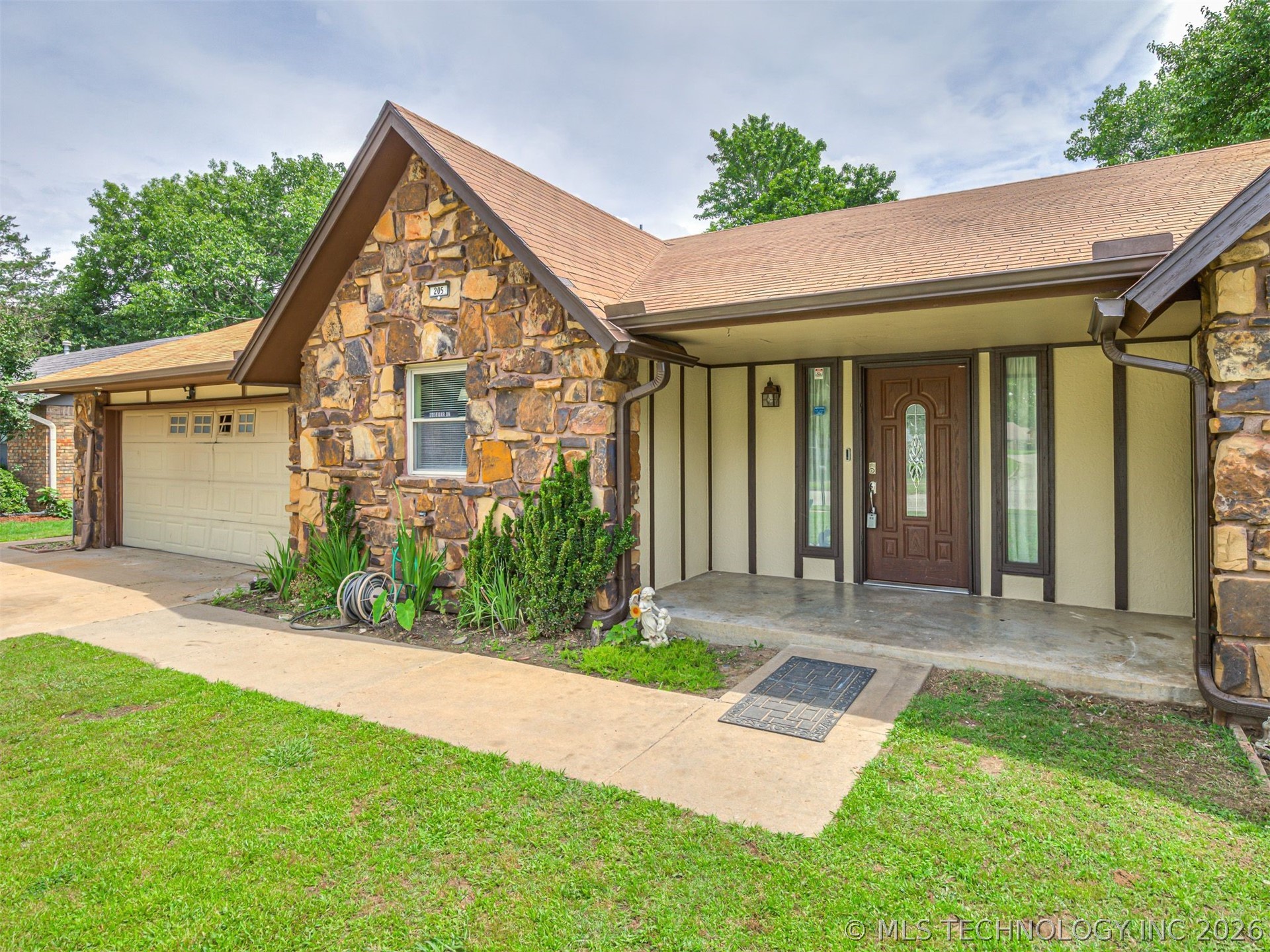 205 Fox Run Circle Jenks OK 74037