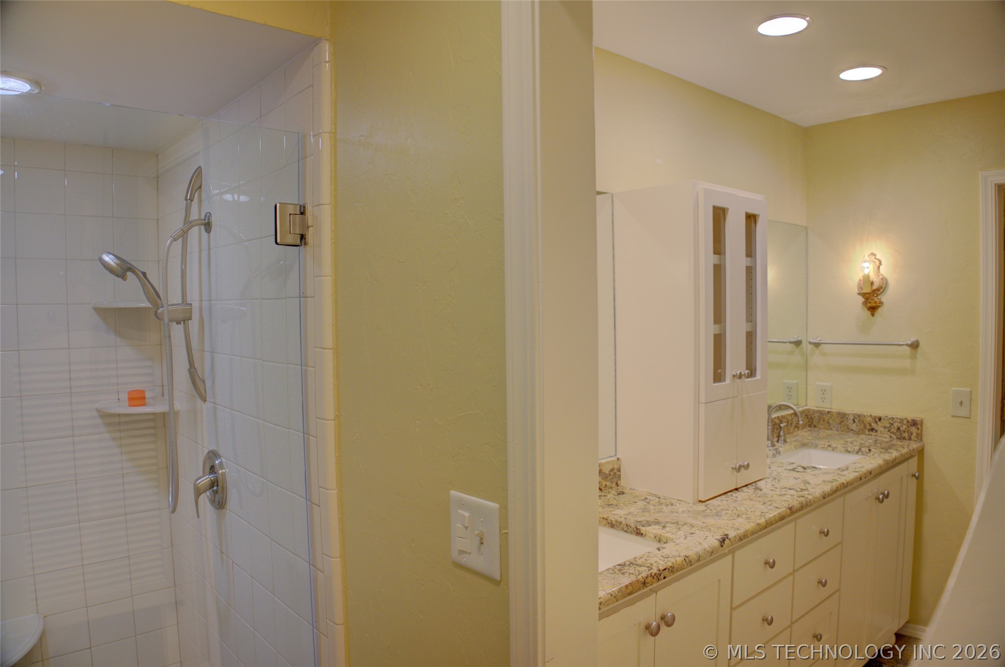 6642 E 88th Place S Tulsa OK 74120