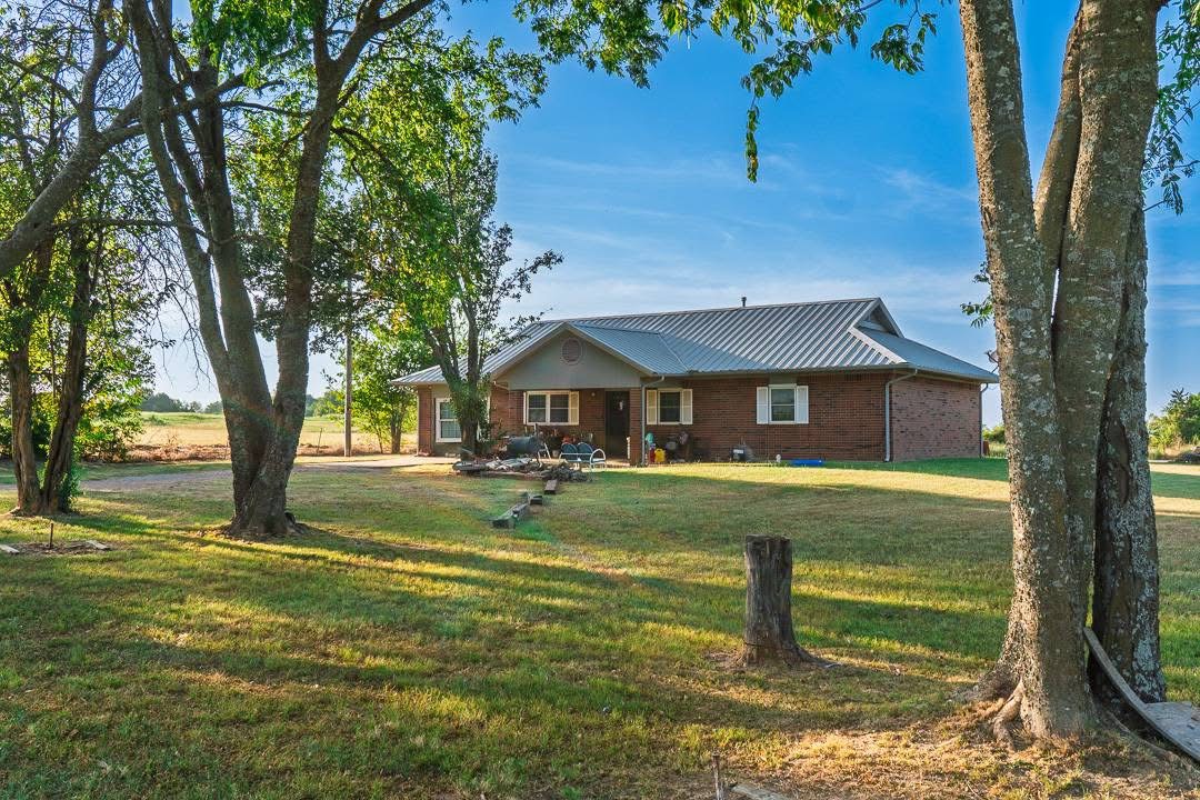 3251 Jackson Road Bennington OK 74723