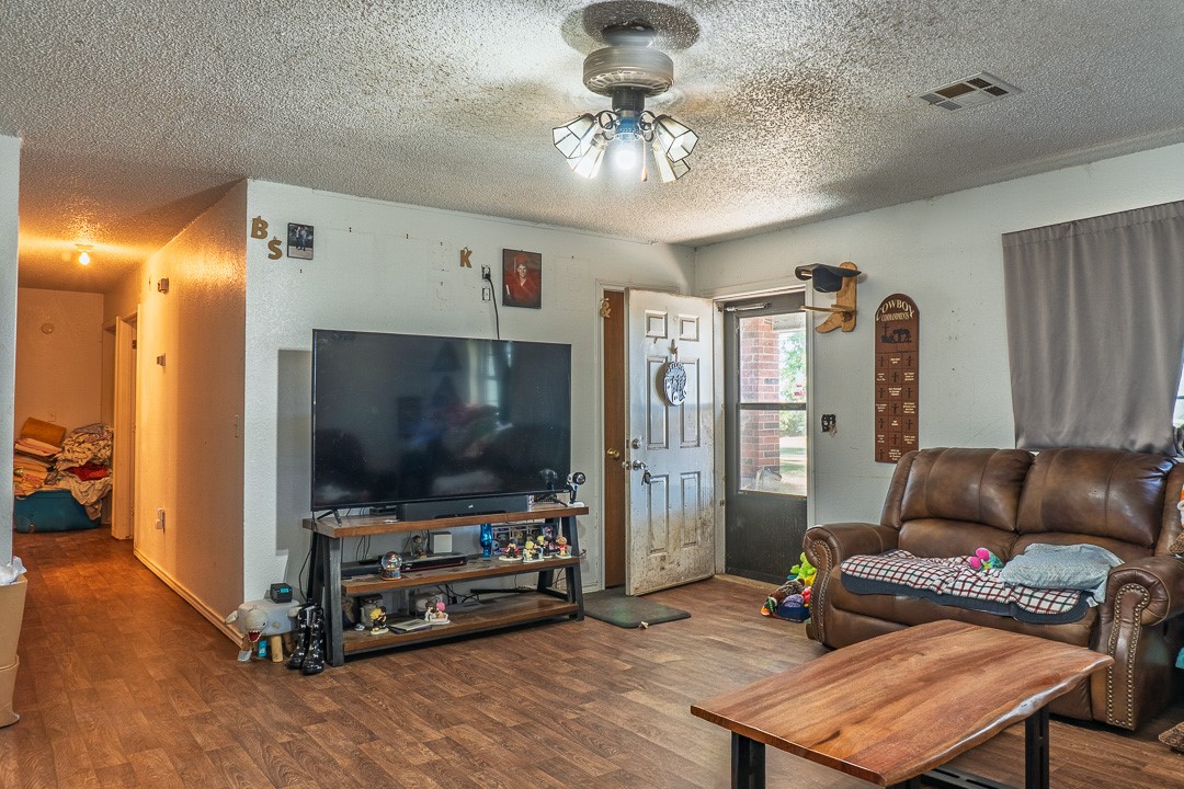 3251 Jackson Road Bennington OK 74723