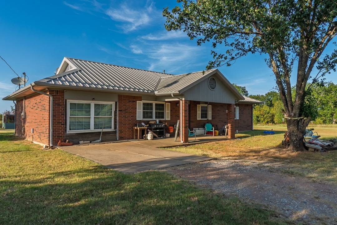 3251 Jackson Road Bennington OK 74723